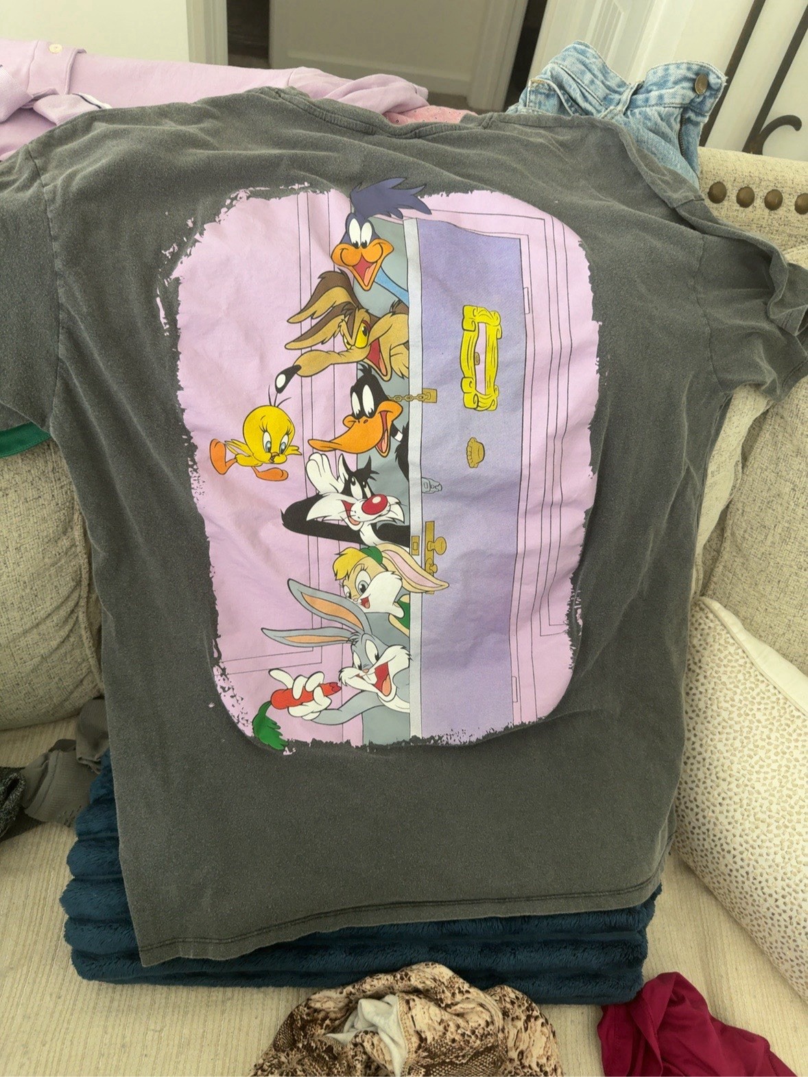 Bershka Looney Tunes Logo Graphic Crew Neck Short Sleeve T-Shirt Gray Size L