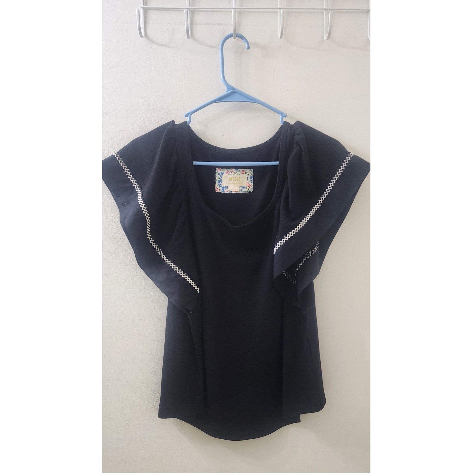 Maeve Anthropologie Navy Blue Flutter Sleeve Embroidered Knit Top Medium