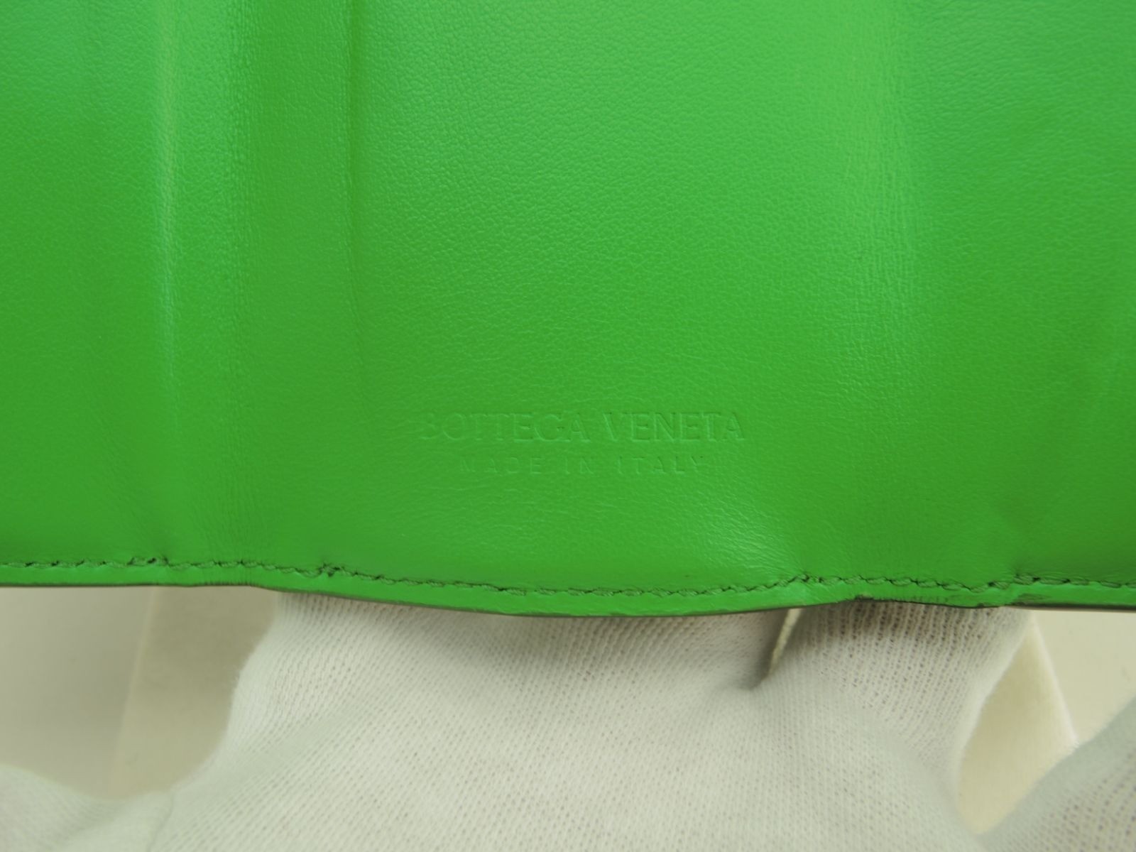 Bottega Veneta Mini Wallet Medium Intrecciato Leather Black Green 3.7*2.8*1.3in