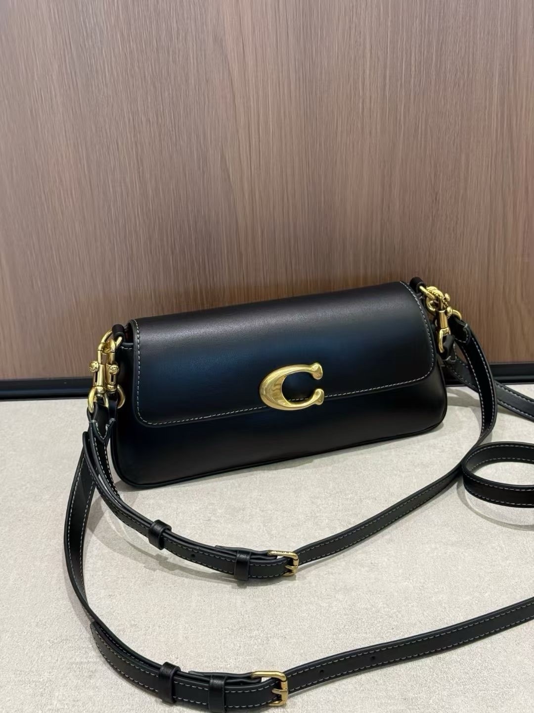 COACH CAM16 Jet Shoulder Bag Black Leather Crossbody New