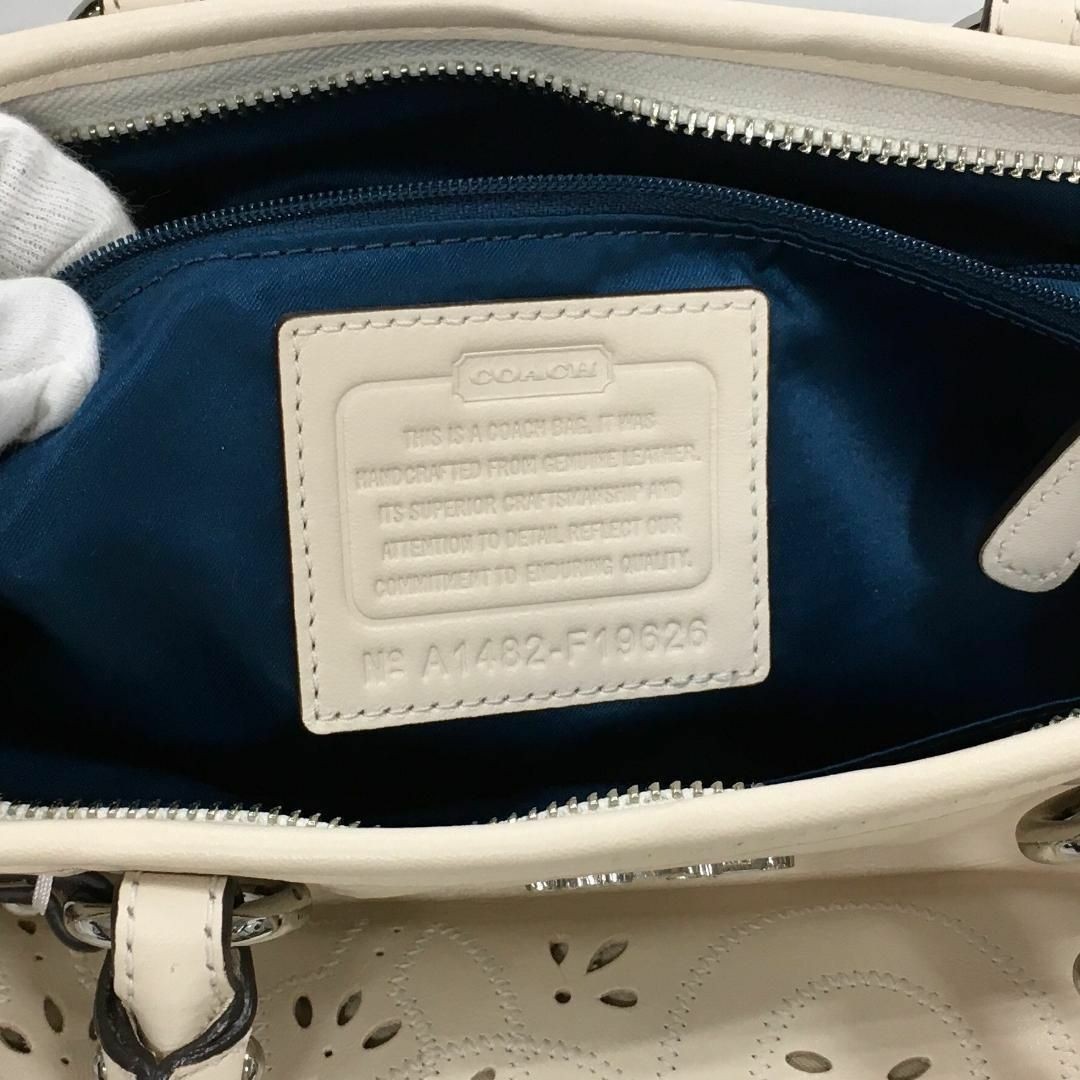 Good condition Coach A1482 F19704 2WAY Bag Leather (Elegant and Stylish)