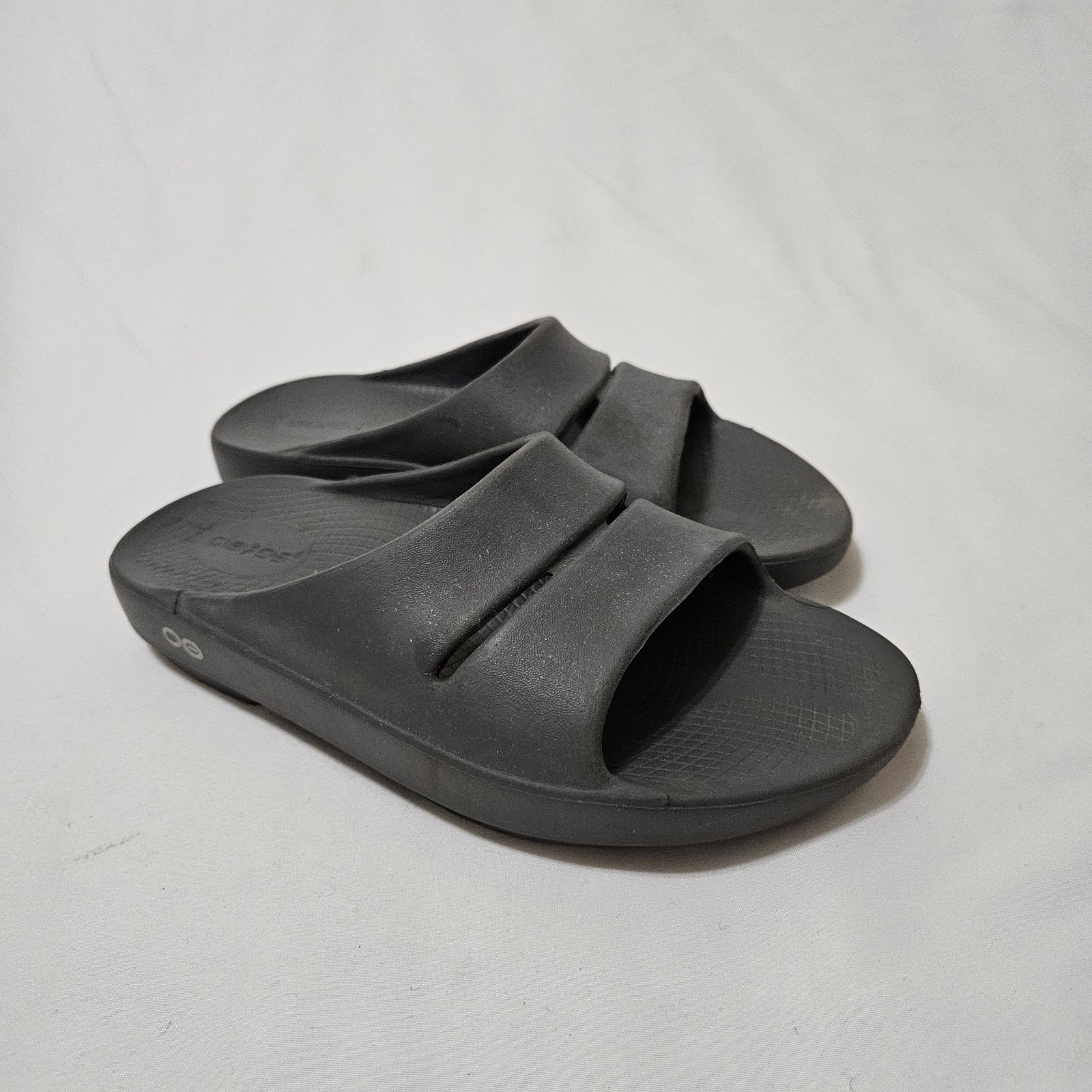 OOFOS OOAHH Recovery Slippers Unisex Mens 6 Womens 8 Gray