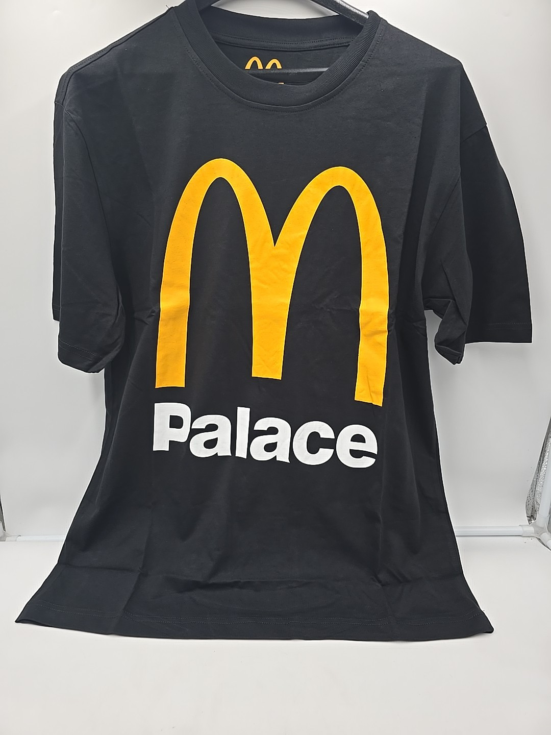 Palace x McDonald’s Logo T-shirt Skateboard size L Brand new Sealed