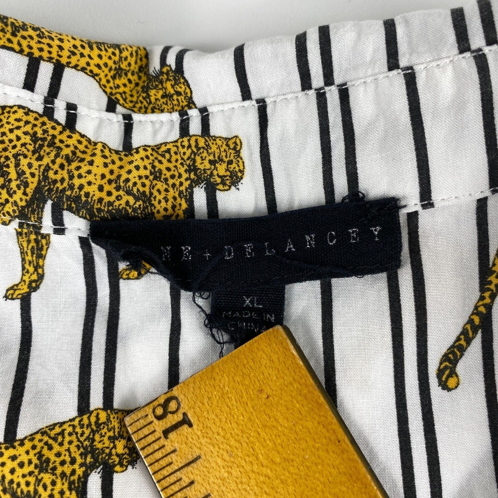 Jane & Delancey Striped Cheetah Blouse Button Up Roll Tab Sleeve Novelty Sz XL