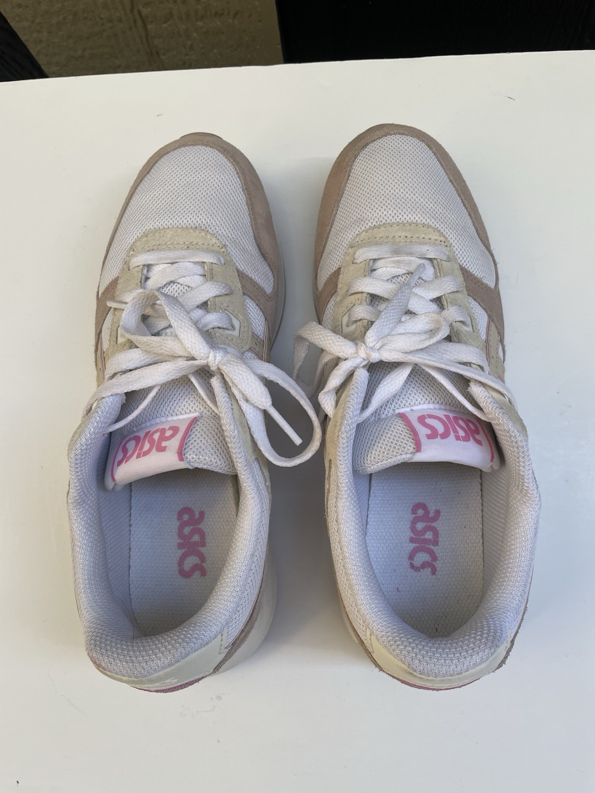 ASICS Lyte Classic Beige Cream Tan Mesh Suede Sporty Sneakers Womens Size 8