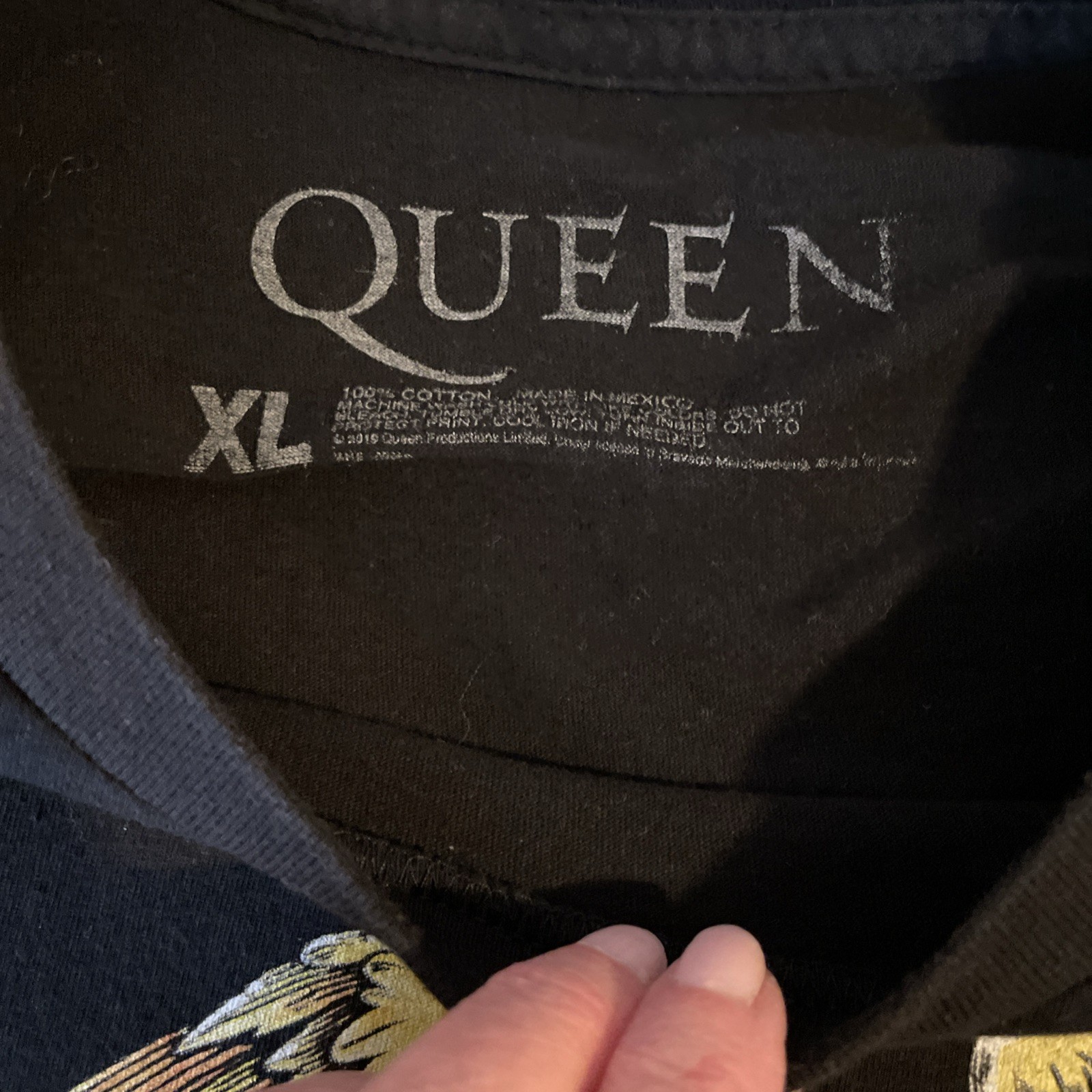 2018 QUEEN Band Bravado T-Shirt Men’s Sz XL Official Merch Classic Crest Rock