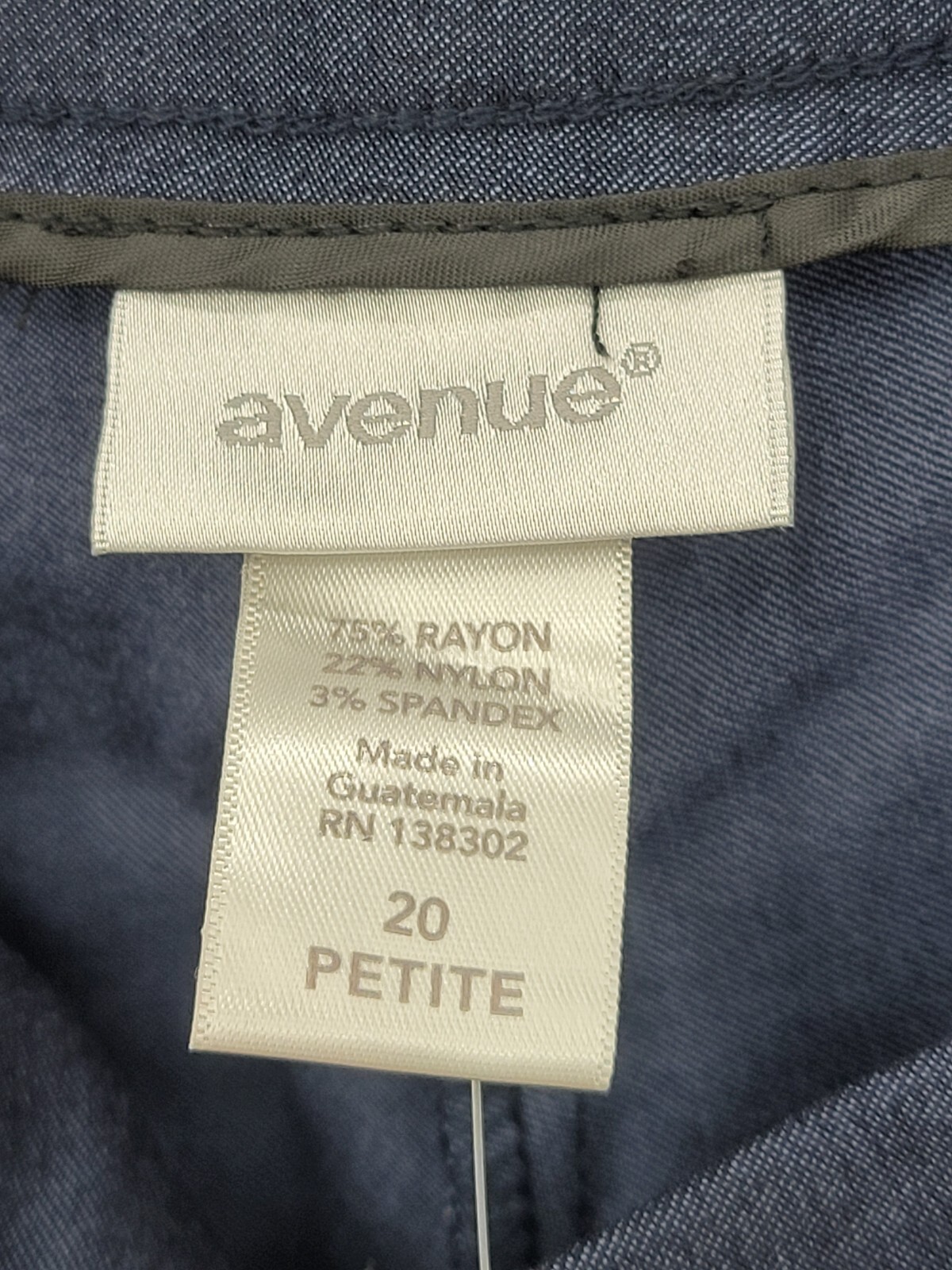 Avenue Pants Womens 20 Petite Blue Flat Front Tapered Casual Career Preppy NWT
