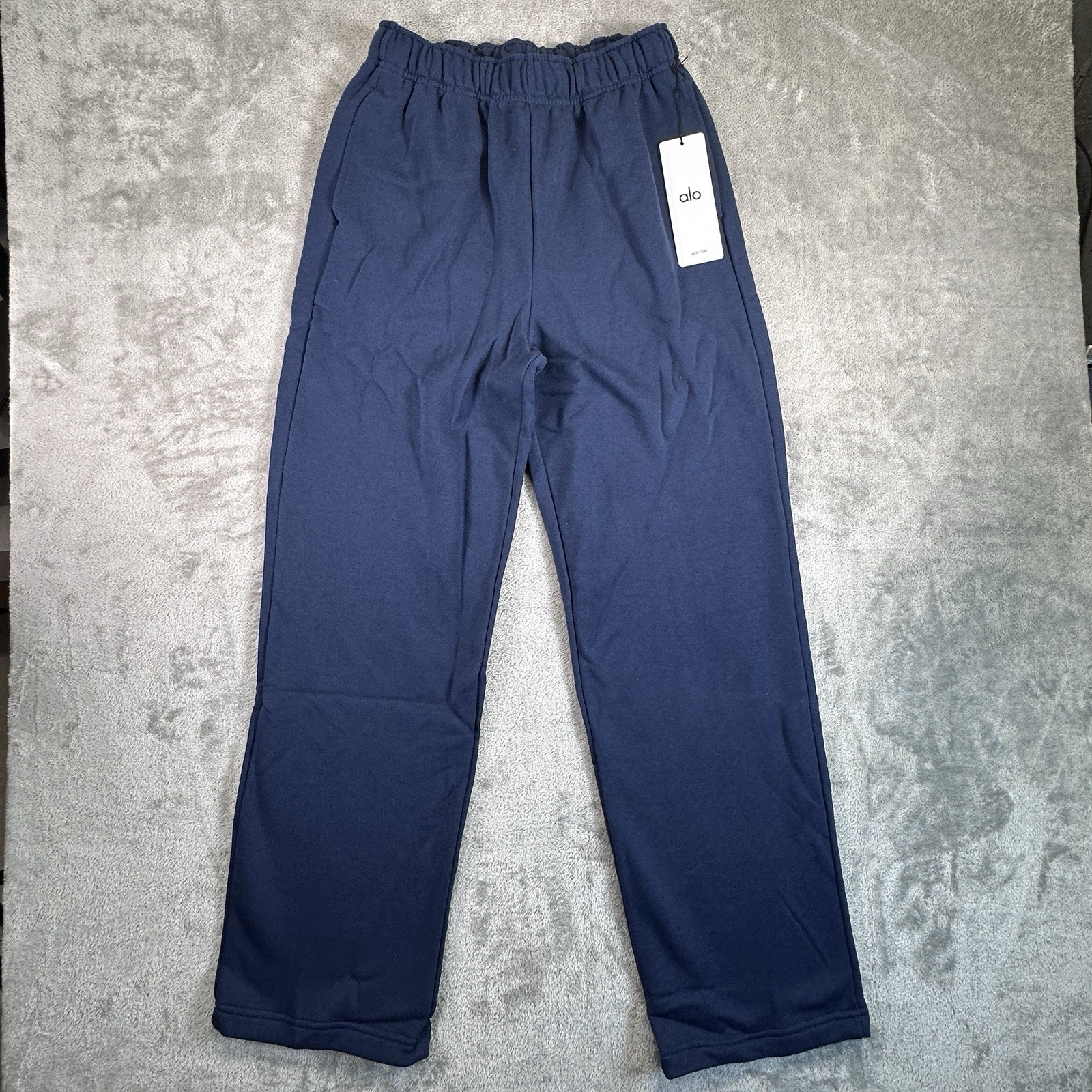 AIo Women’s Yoga Accolade Straight Leg Sweatpant 3D LOGO Oversized Size Small