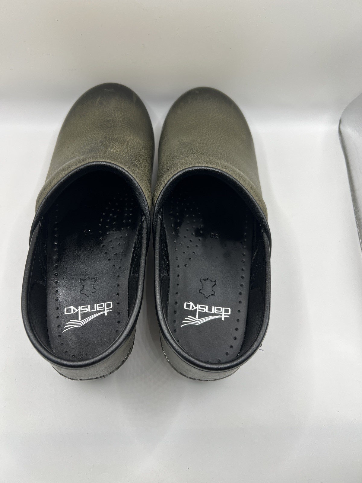 Dansko Professional Leather Clog 7.5 US 38 EU Distressed Green Slip On Comfort
