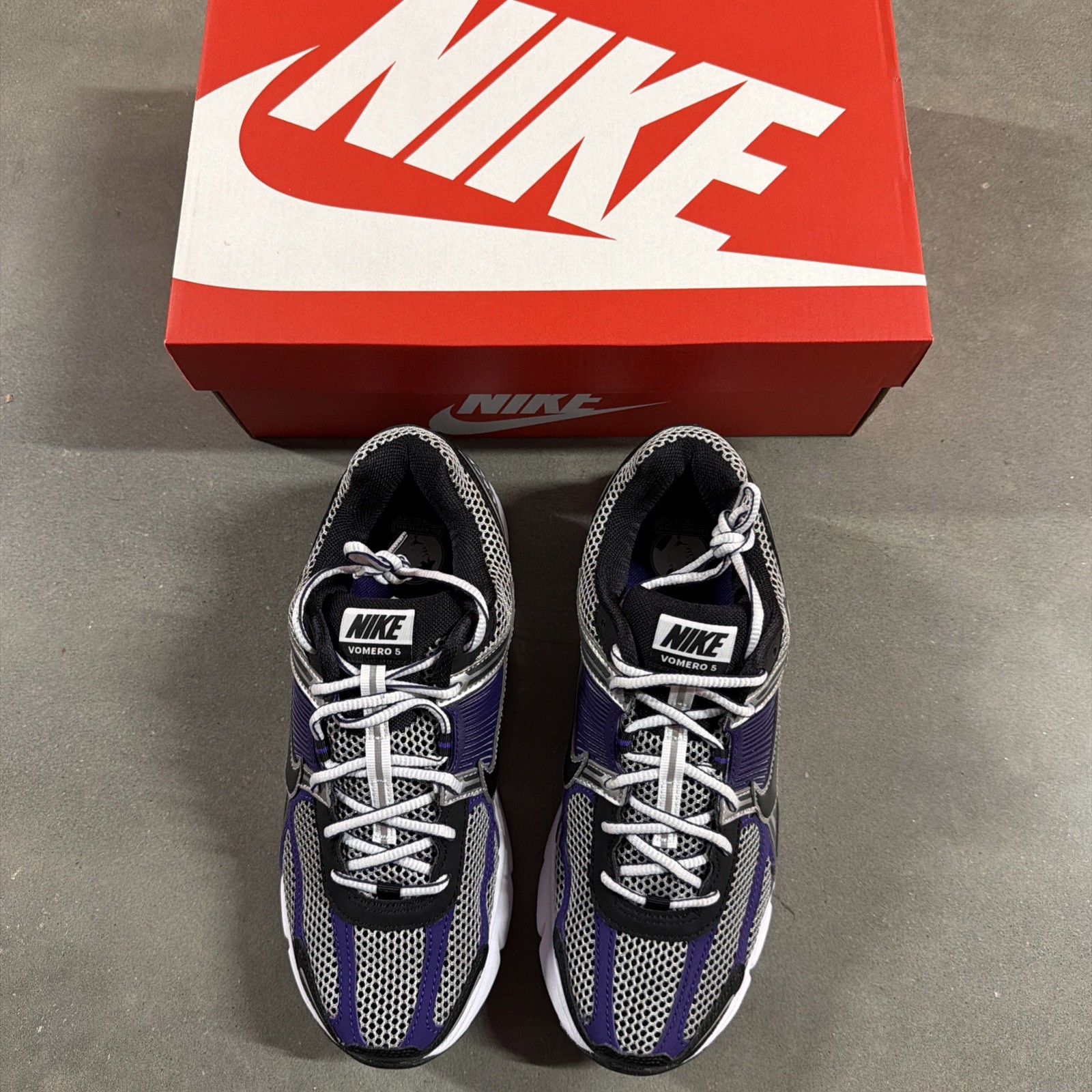 Nike Air Zoom Vomero 5 Metallic Silver Court Purple IM2220-095 Size 9.5 New