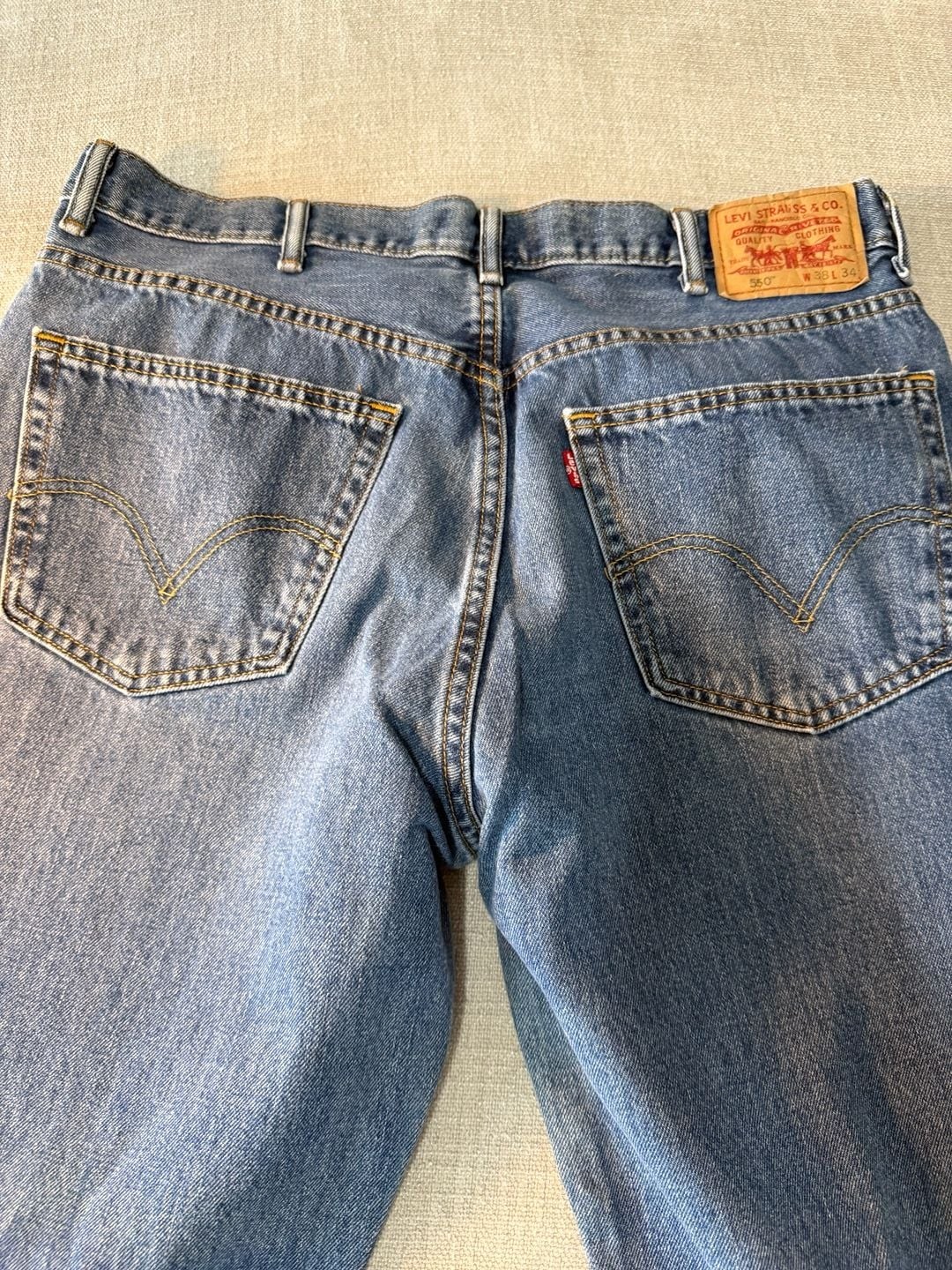 Levi’s 550 Relaxed Fit Jeans Blue Medium Wash 38×34