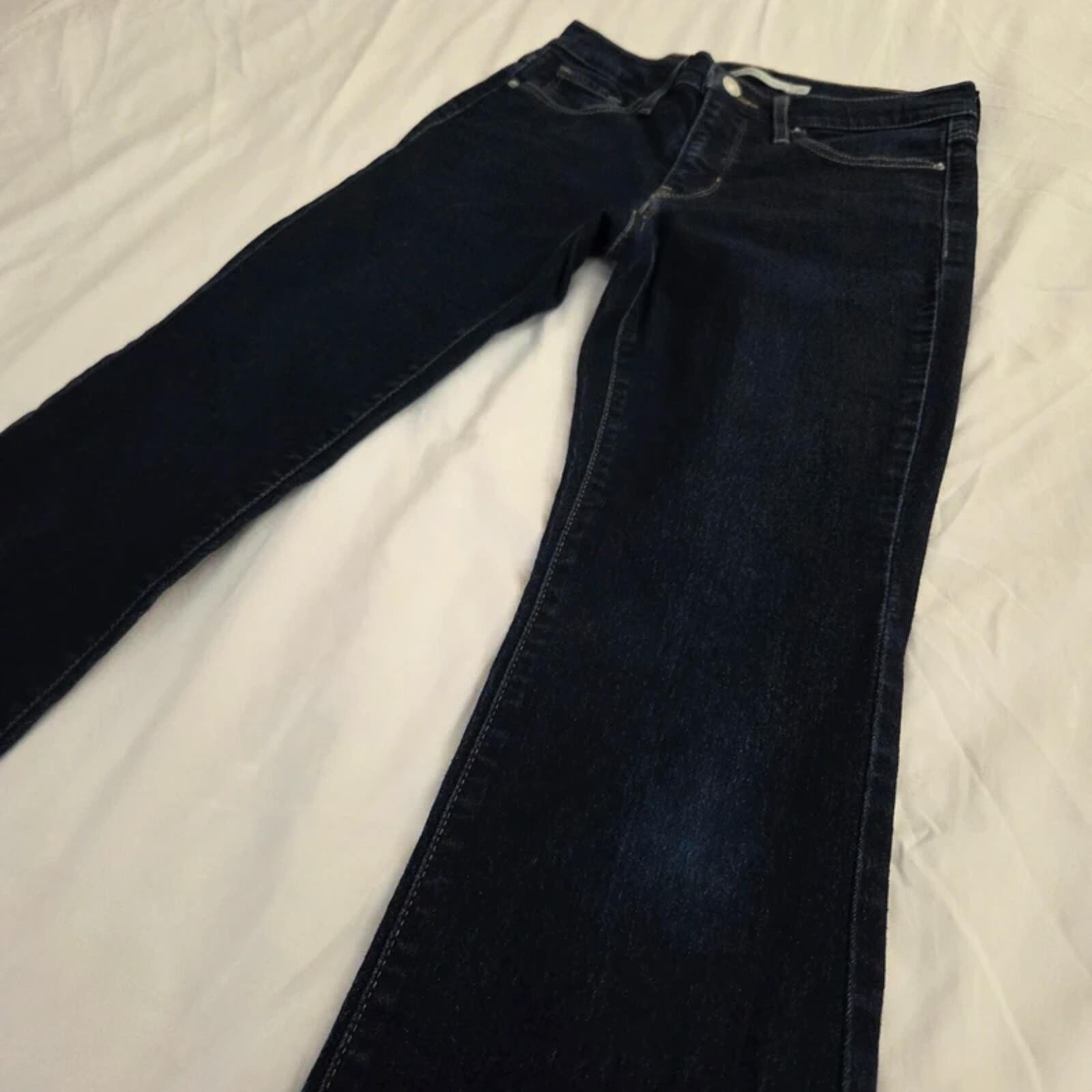 Levi’s 315 Shaping Bootcut Jeans W26 L30 Dark Wash Stretch Denim