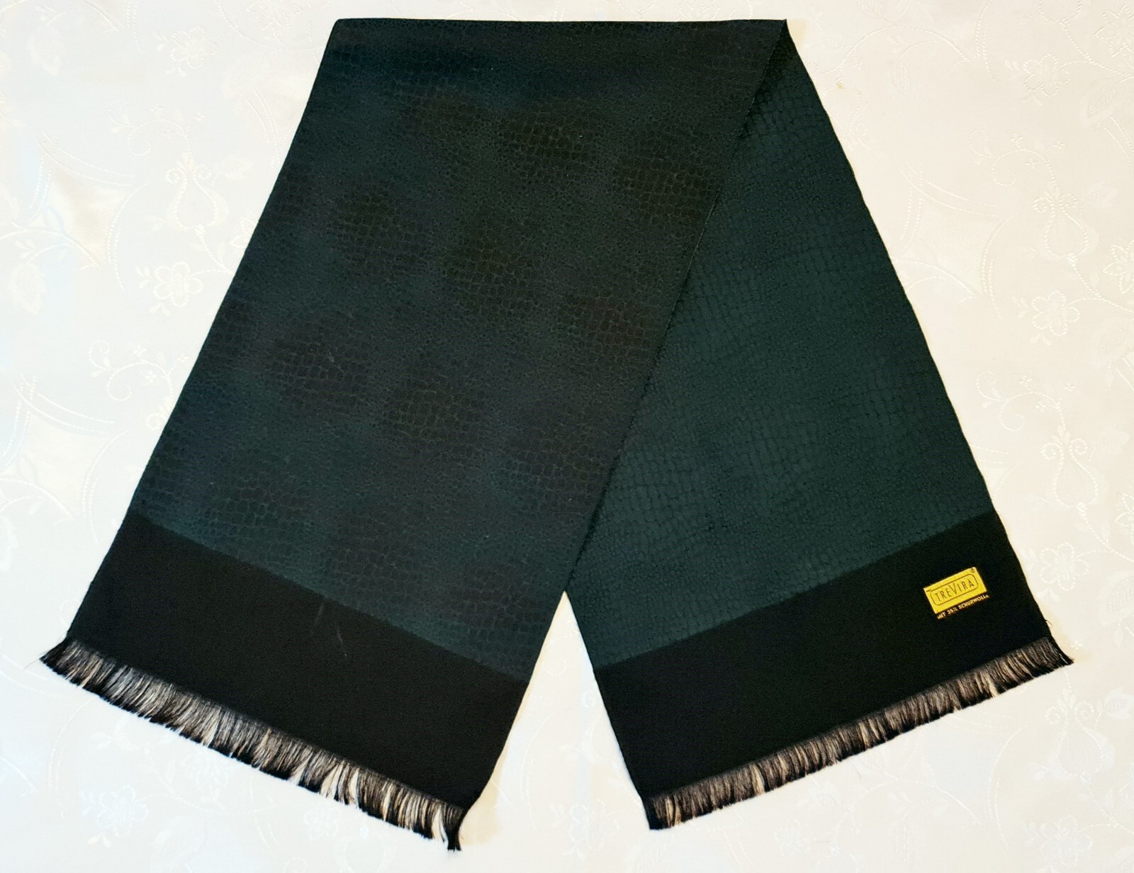 SCARF GERMANY VINTAGE AUTHENTIC TREVIRA ANIMAL ART GREEN WOOL BLEND LONG MENS