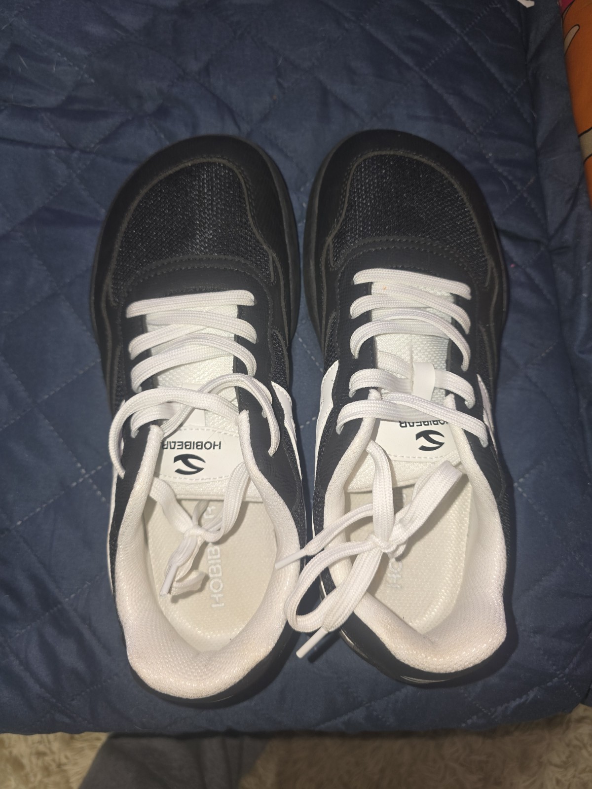 Hobibear Unisex Low Top Lace-Up Athletic Sneakers Black/White Rubber Sole