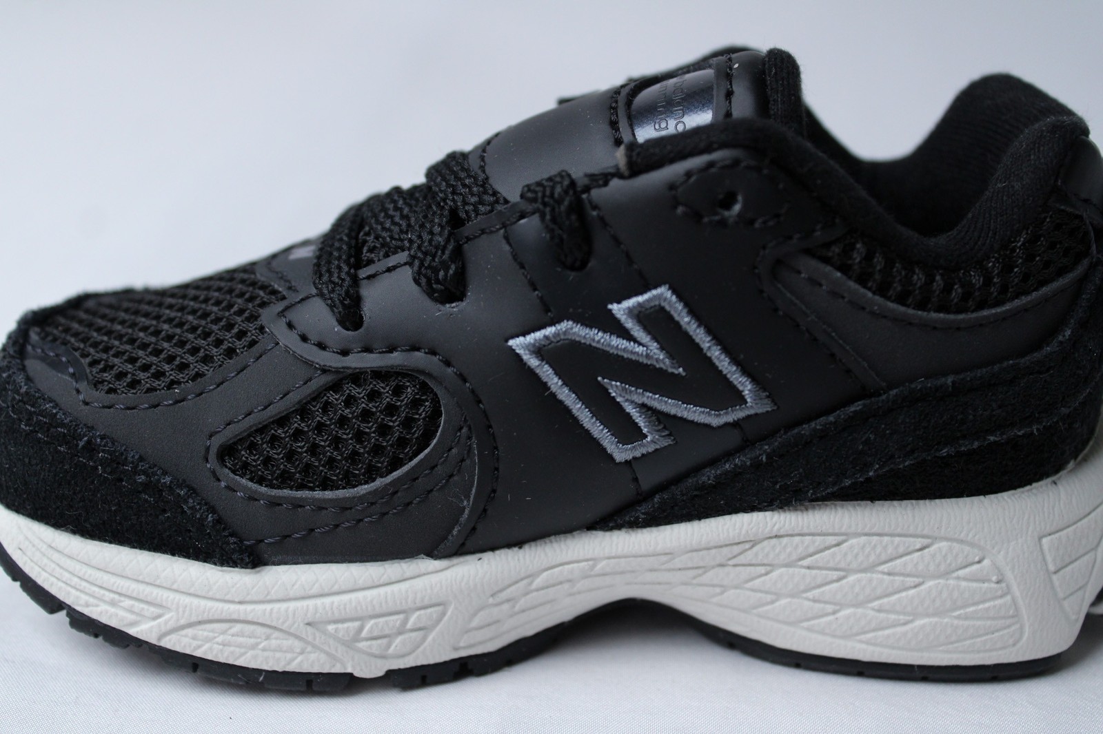 New Balance Unisex Toddler’s 2002R Lace Sneakers JL3 Black Size US:6 UK:5.5