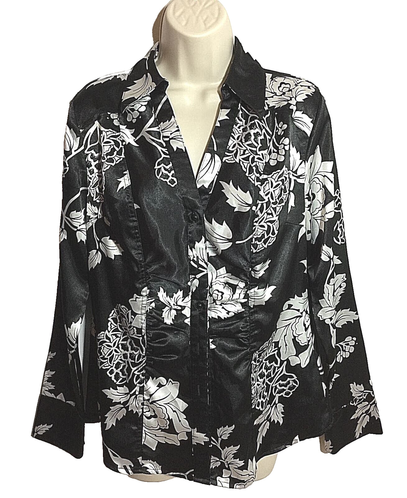 CATO Blouse Women Size S Classic Style Comfortable Fit Beautiful Asian Fashion