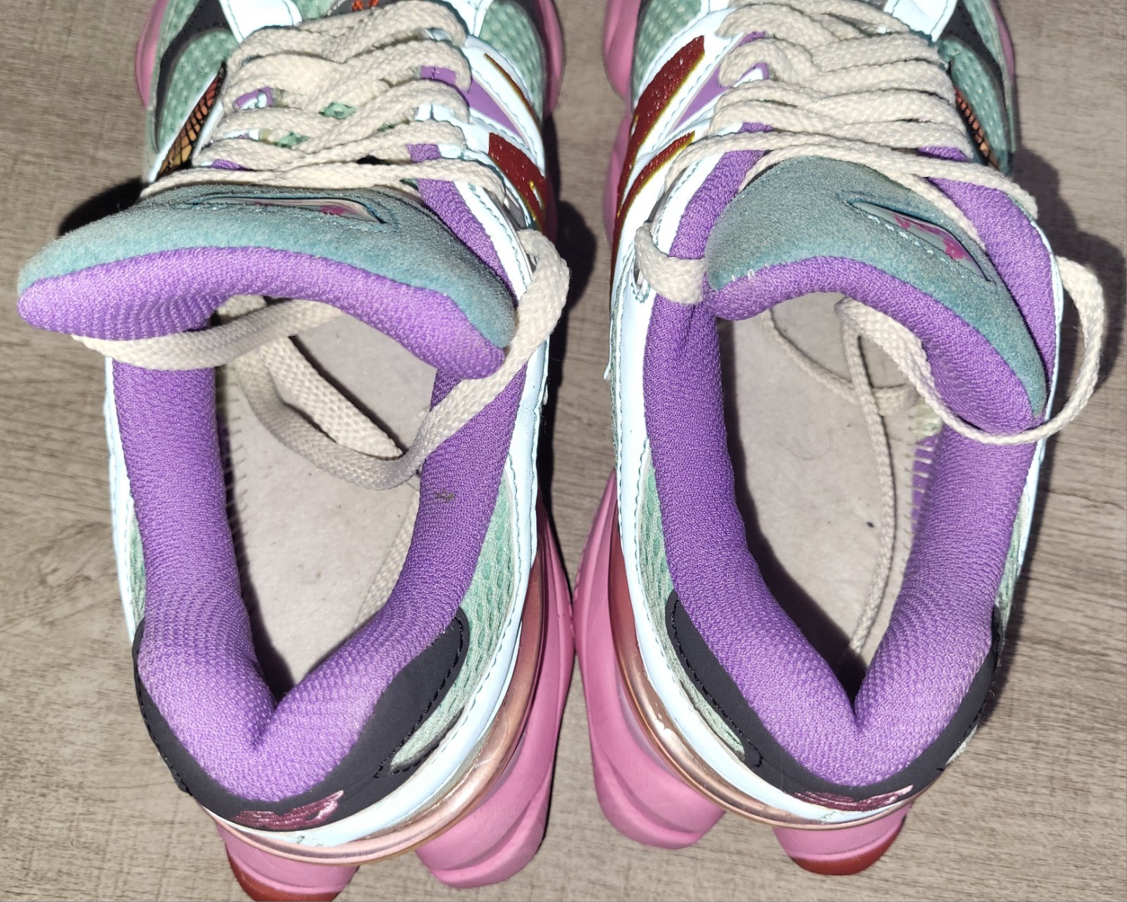 New Balance 9060 Warped Multicolor U9060WRB Mens Size US 7 D Running Sneakers
