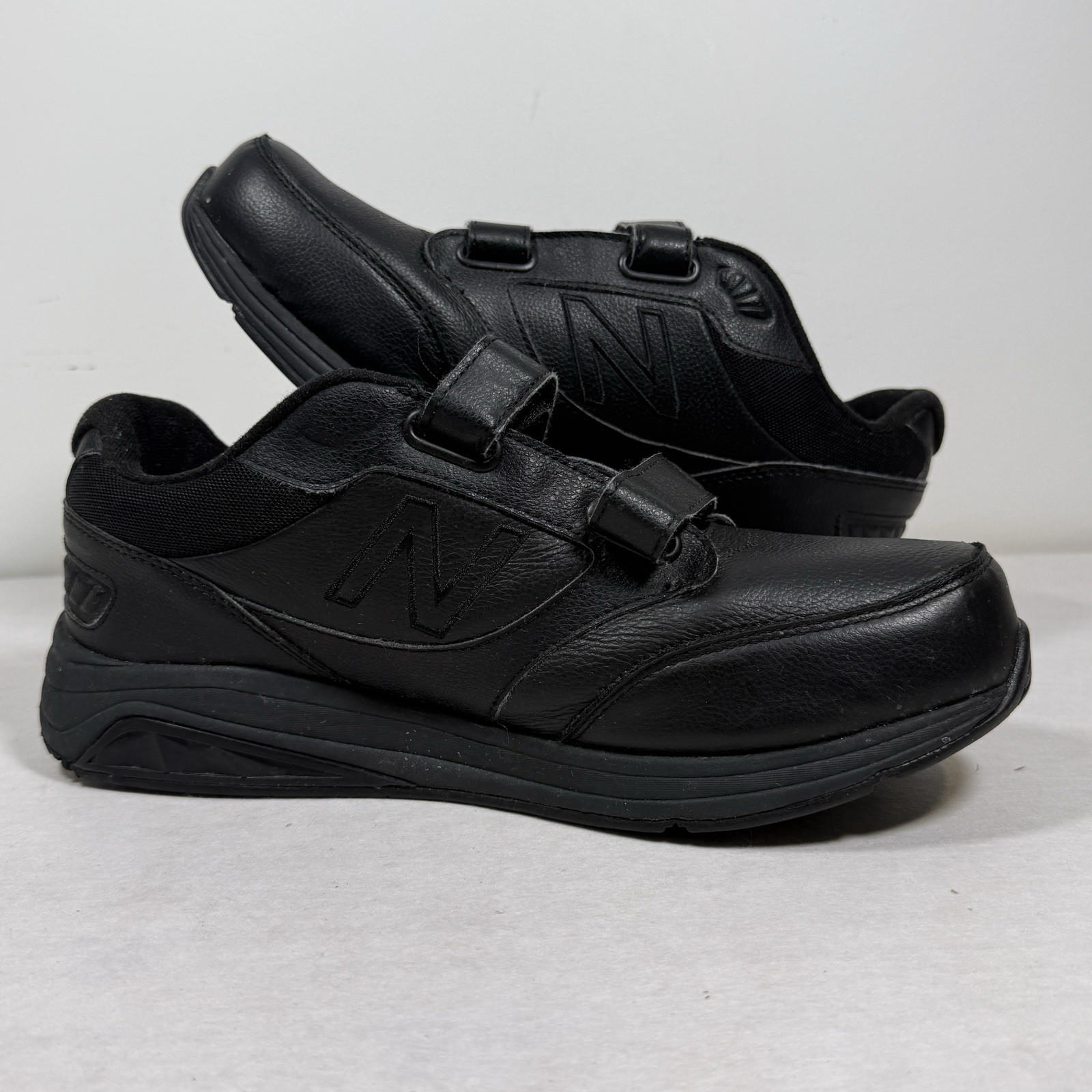 New Balance 928v3 Size 11M 6E Width | MW928HB3 Black Leather Hoop & Loop Closure