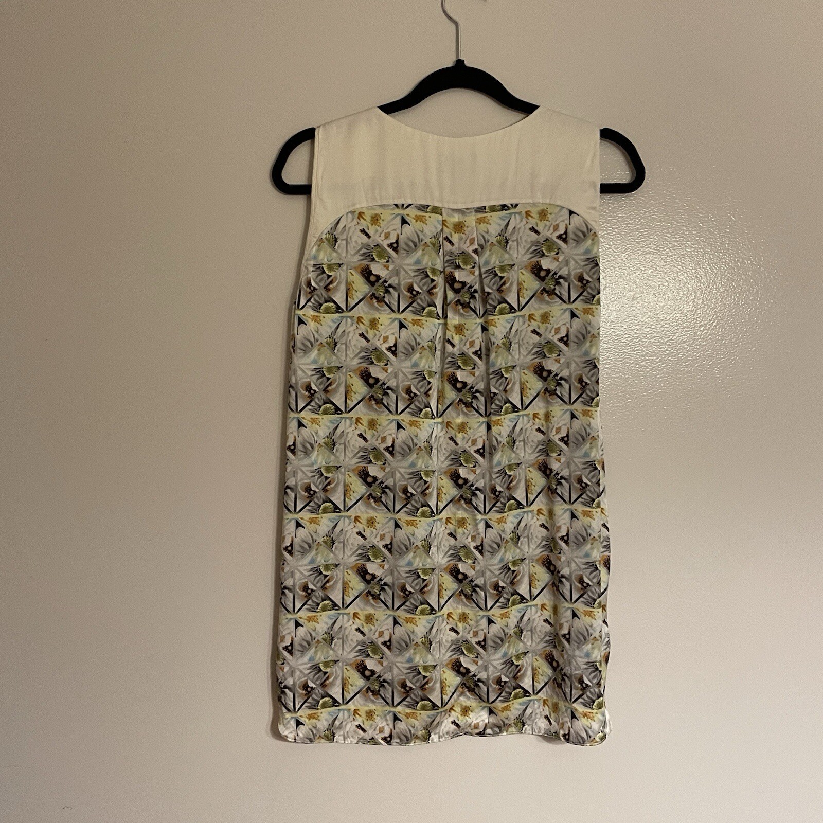 W By Worth Wmn 4 Ivory Multicolor Floral 100% Silk Tunic Length Sleeveless Top