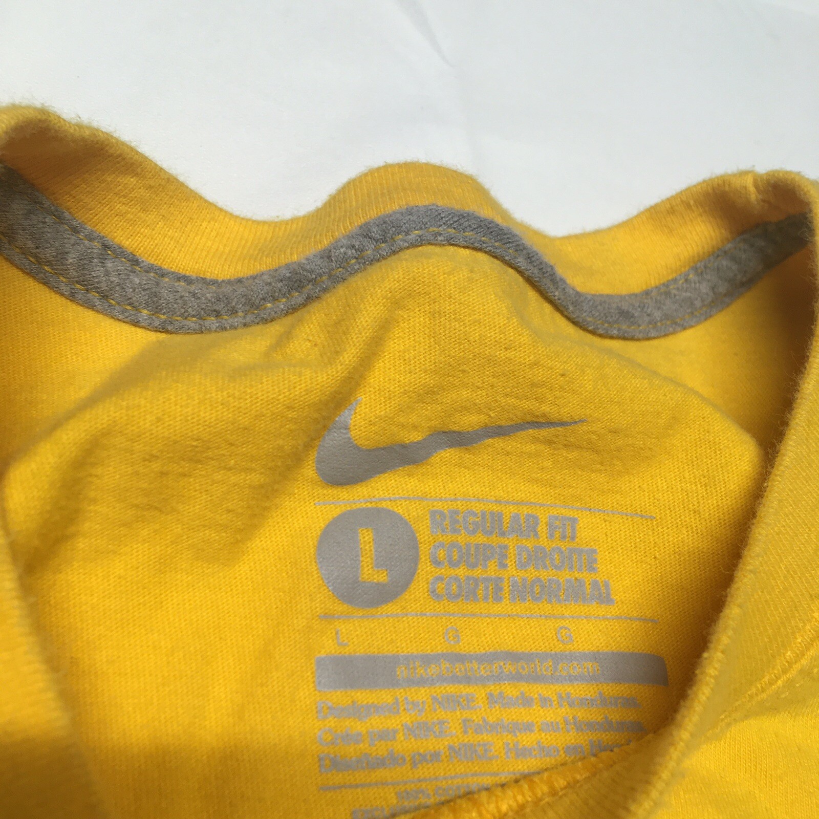 Vintage Nike T-Shirt Mens Large Yellow Swoosh Logo Sportswear Y2K Athletic Blank