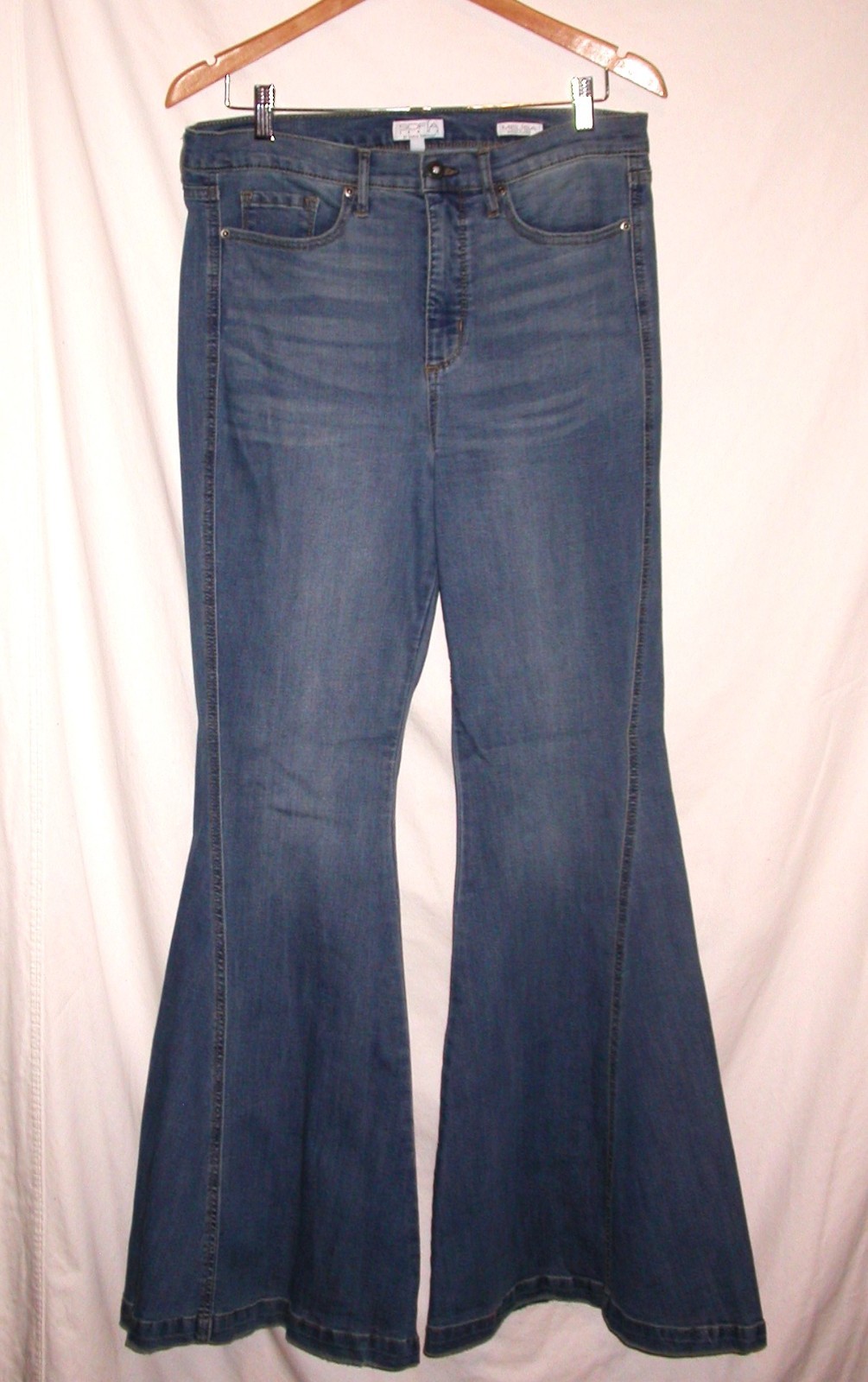 Sophia Vergara Womens Melisa Mega Flare Jeans Size 12 High Rise Dark Wash