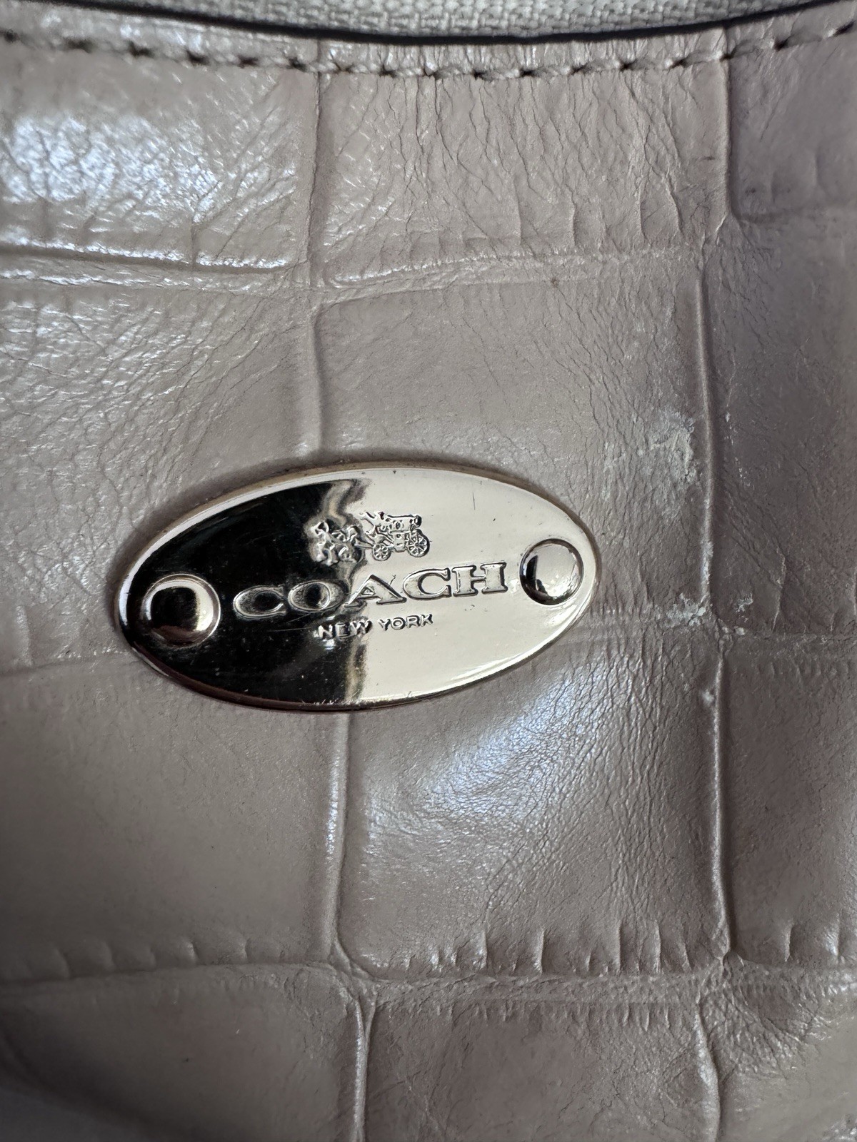 COACH BEIGE EMBOSSED CROCODILE LEATHER SIERRA BAG