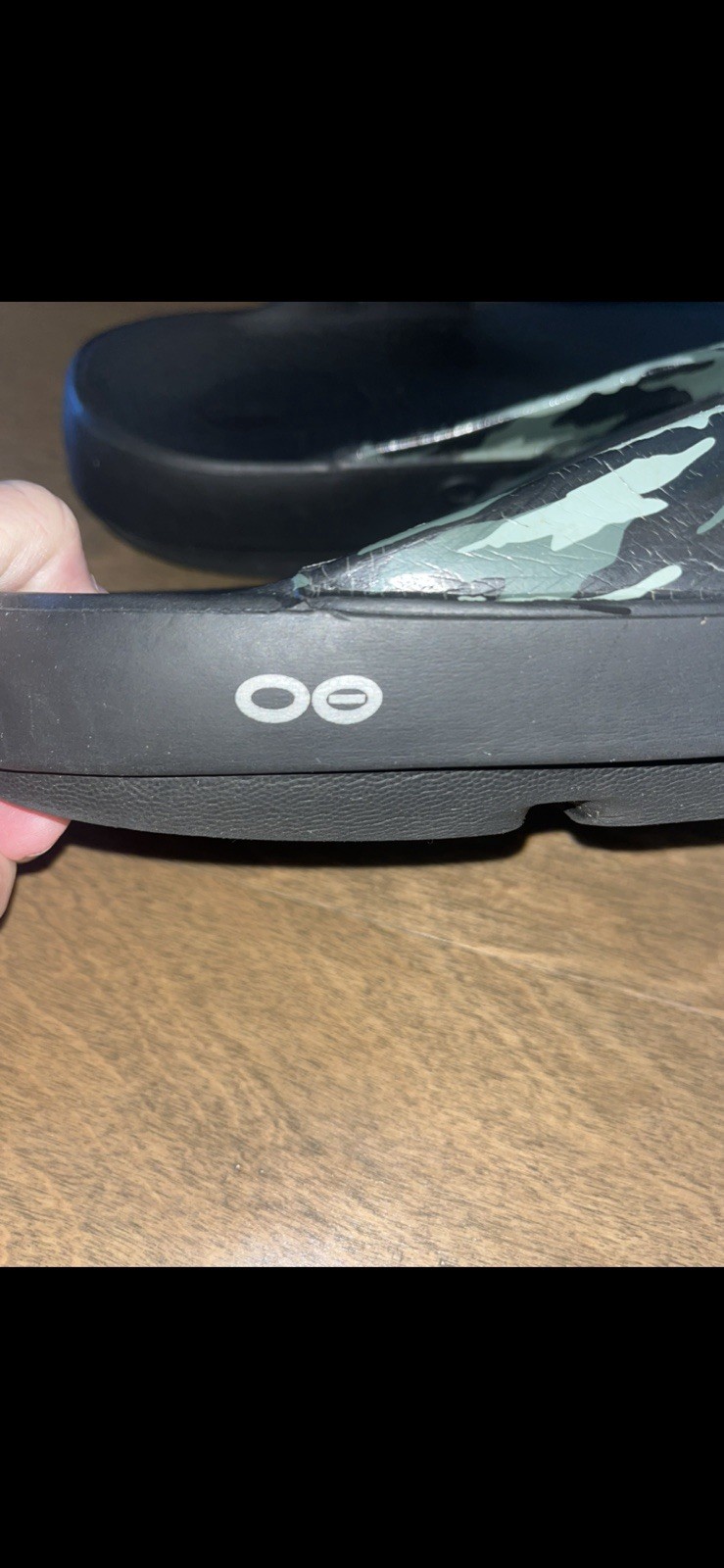 Oofos OOlala Thong Limited Women’s Size 11 Black Camo Thong / Recovery Sandals