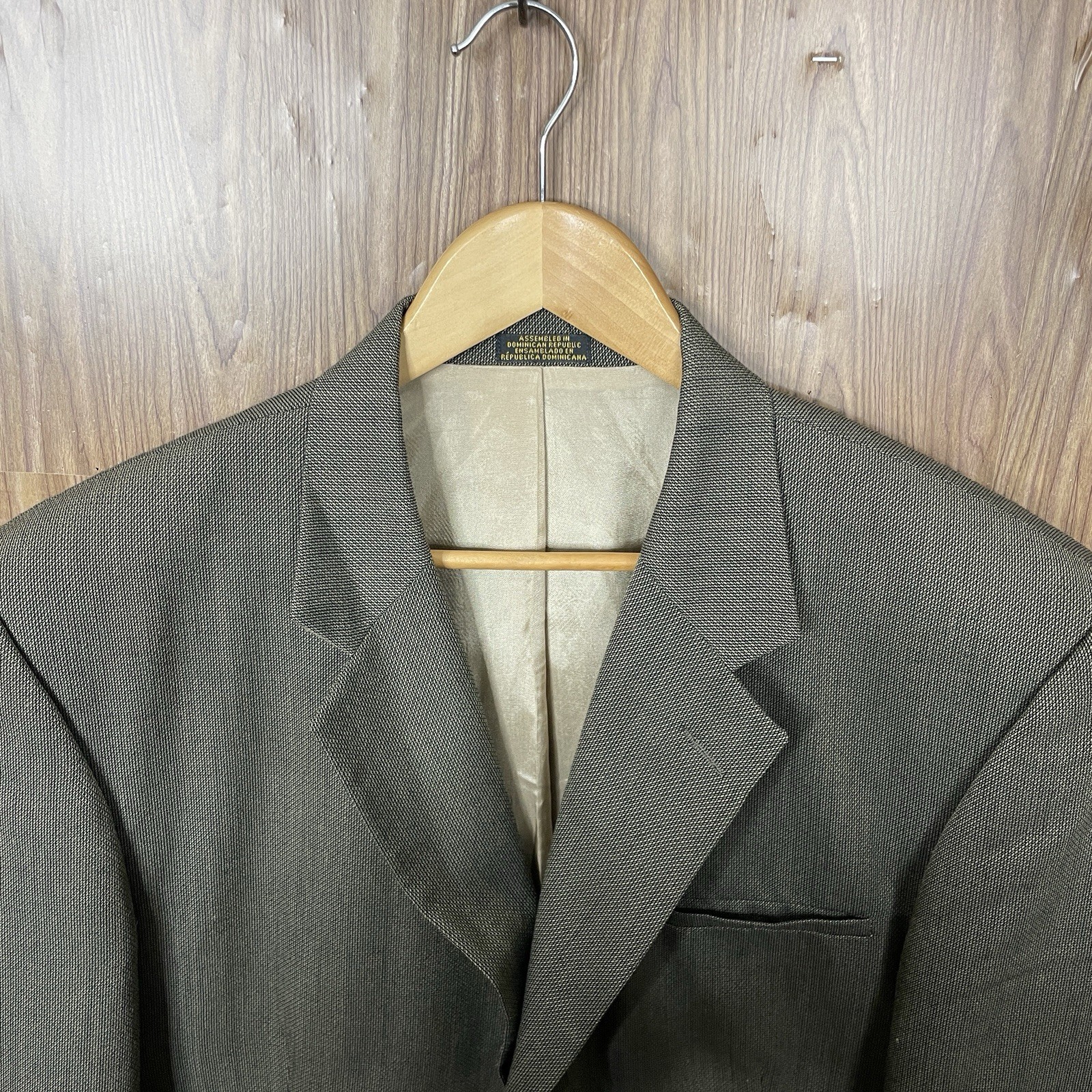 J Ferrar Sport Coat Mens 44S Brown Dacron Polyester Worsted Wool Three Buttons