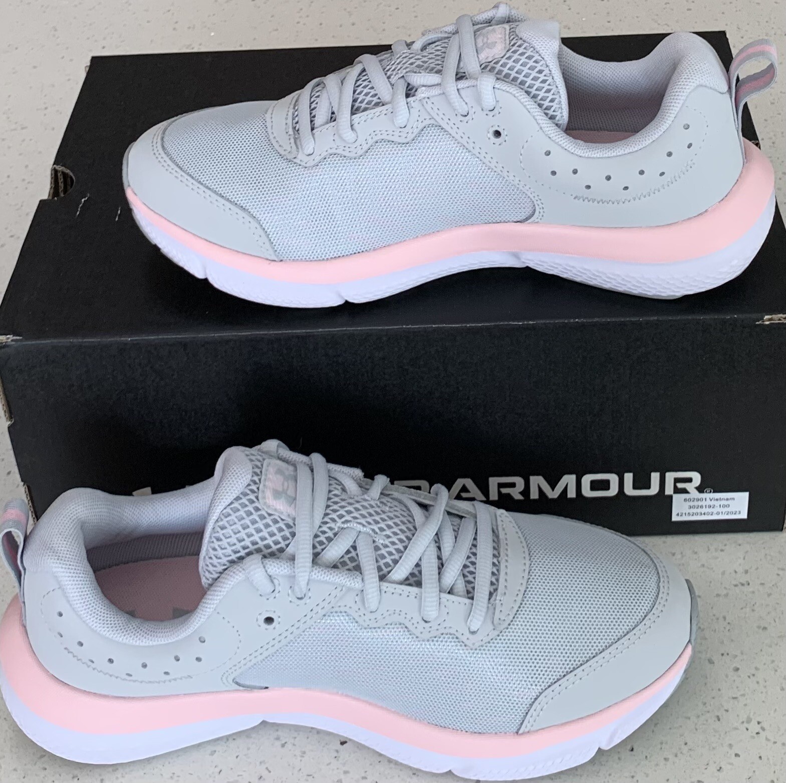 UNDER ARMOUR 2E Wide Assert 10 Big Girls’ Shoes – Gray/Pink – Sizes