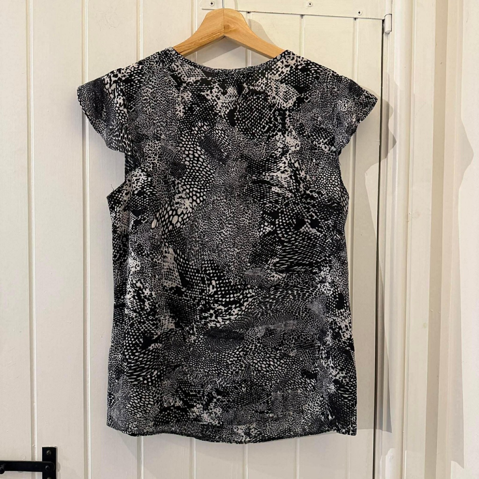 Atmosphere Black & White Animal Print Blouse Short Butterfly Sleeves UK 8