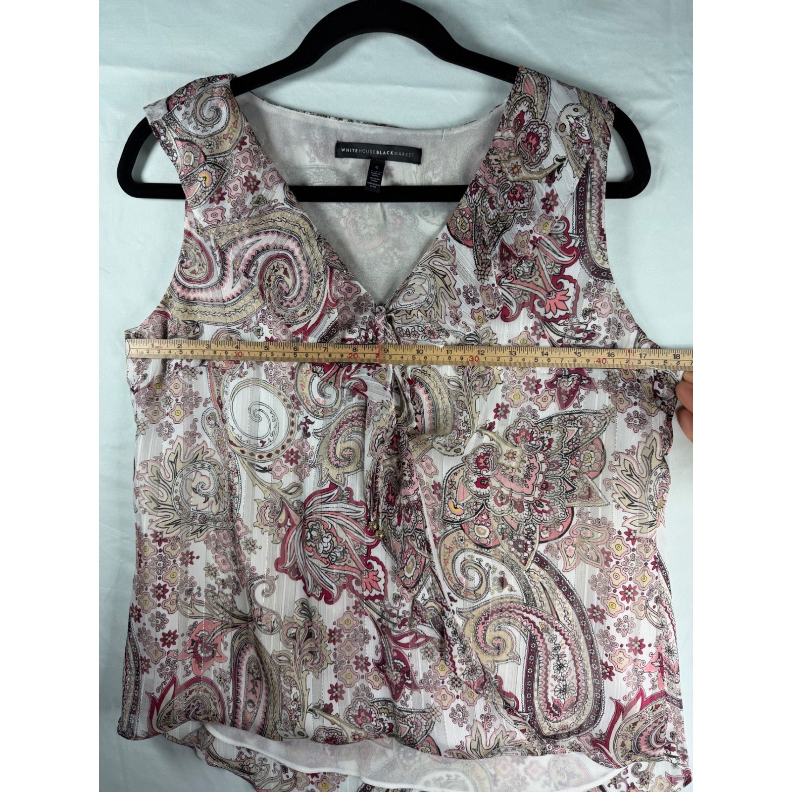 White House Black Market Paisley Ruffle V-Neck Sleeveless Blouse Pink Metallic 6