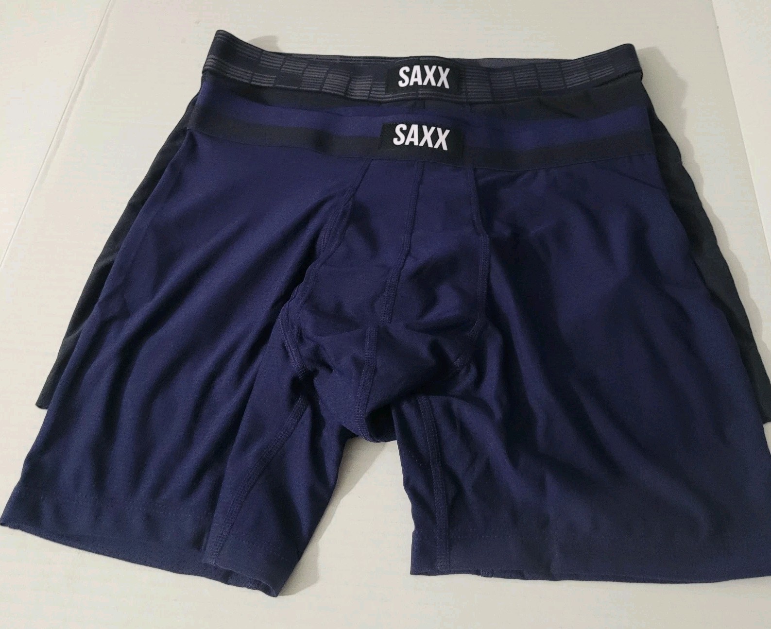 NWOT SAXX SPORT MESH BOXER BRIEFS 2-PACK MEN’S UNDERWEAR ASSORTED COLORS SIZE S.