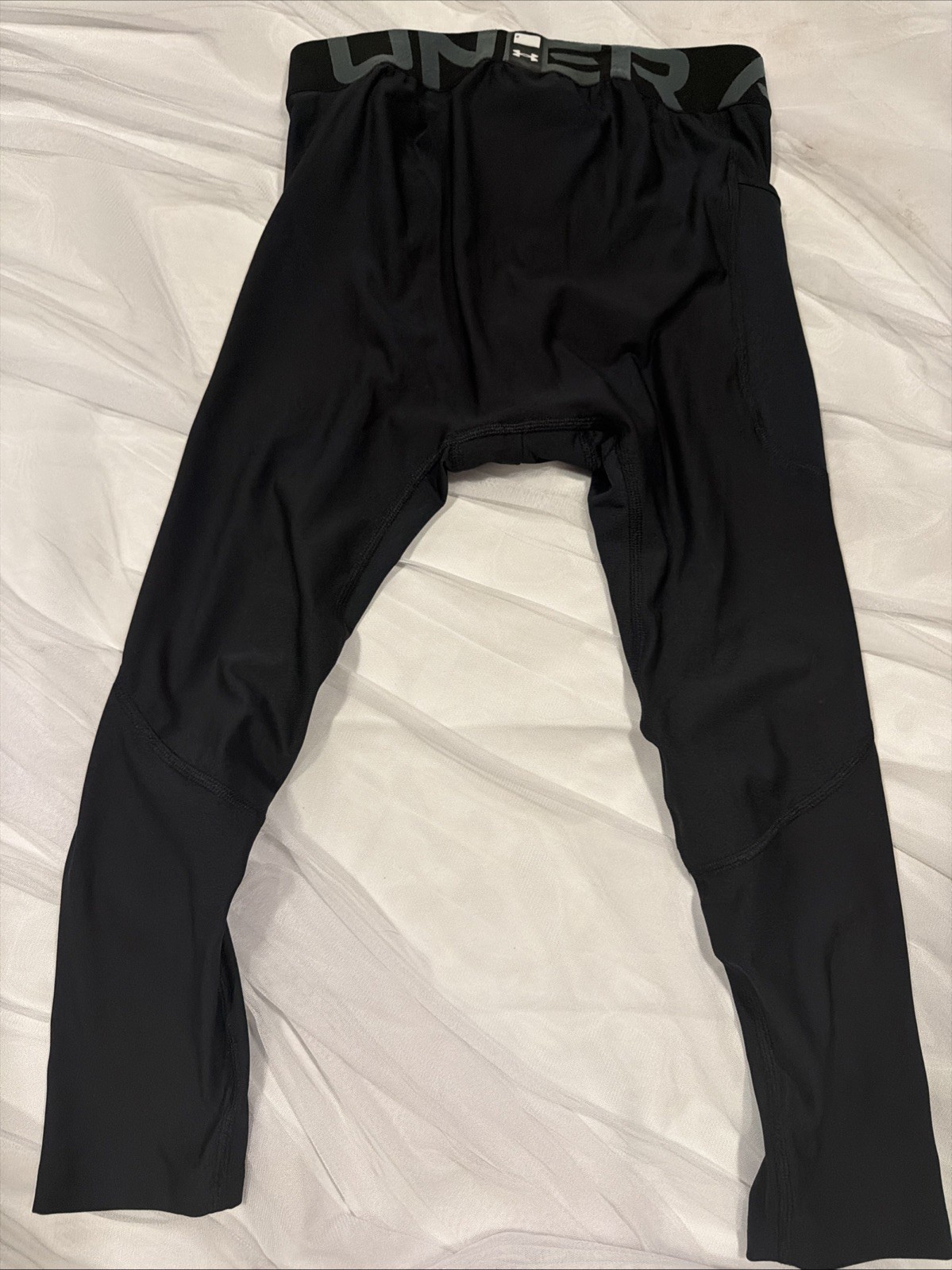 UA Men’s Compression Heat Gear Black 3/4 Leggings Sz Medium
