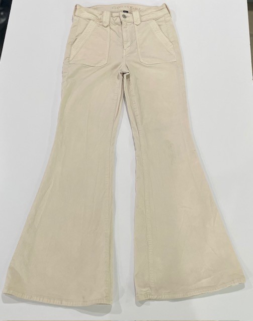 American Eagle Festival Flare Corduroy Pants Cream Off-White Size 6 Stretch