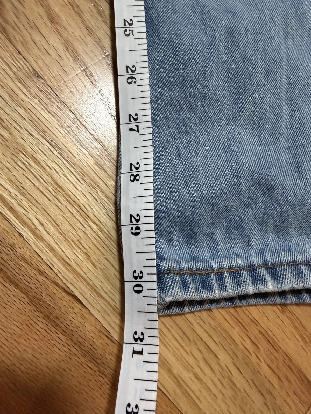 Levi’s 550 Men’s Relaxed Fit Jeans – Stonewash Blue (00550-4891)