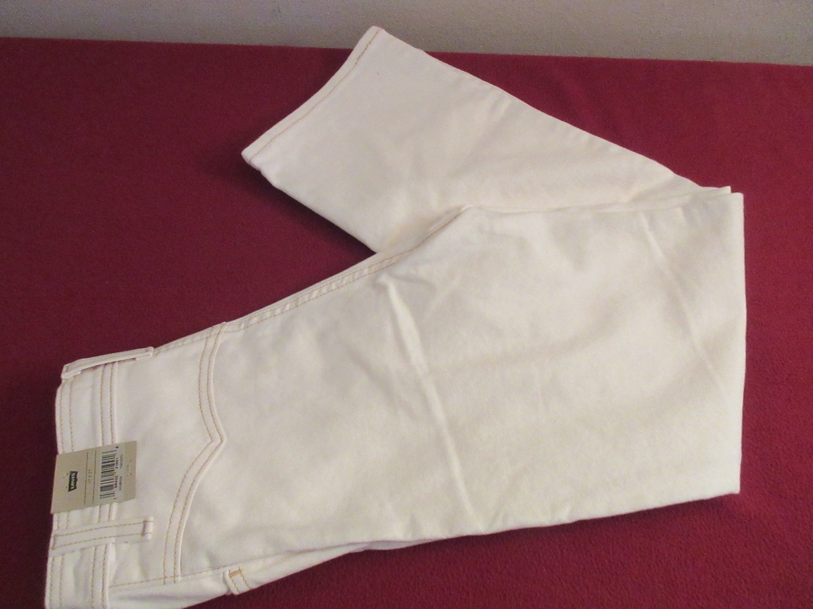 Levis Jeans Women White Denim Ribcage Straight Ankle 27”x27” New w/TGS