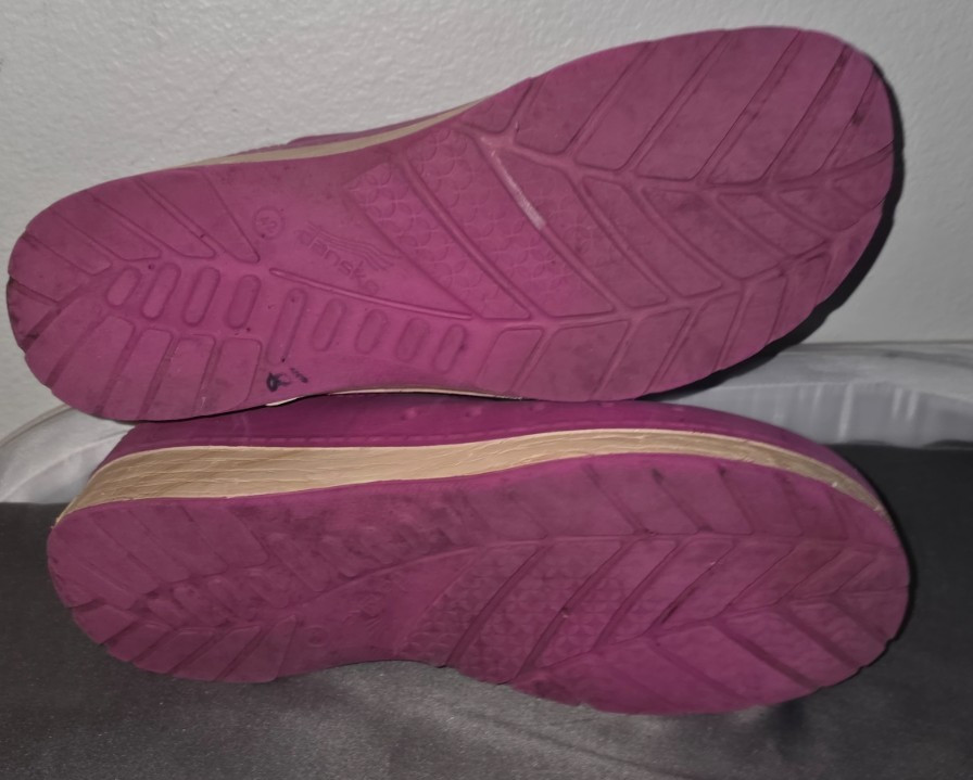 2025 Dansko Women’s Kane Molded Fushia EVA Clog Size 42 EU /11.5-12 US