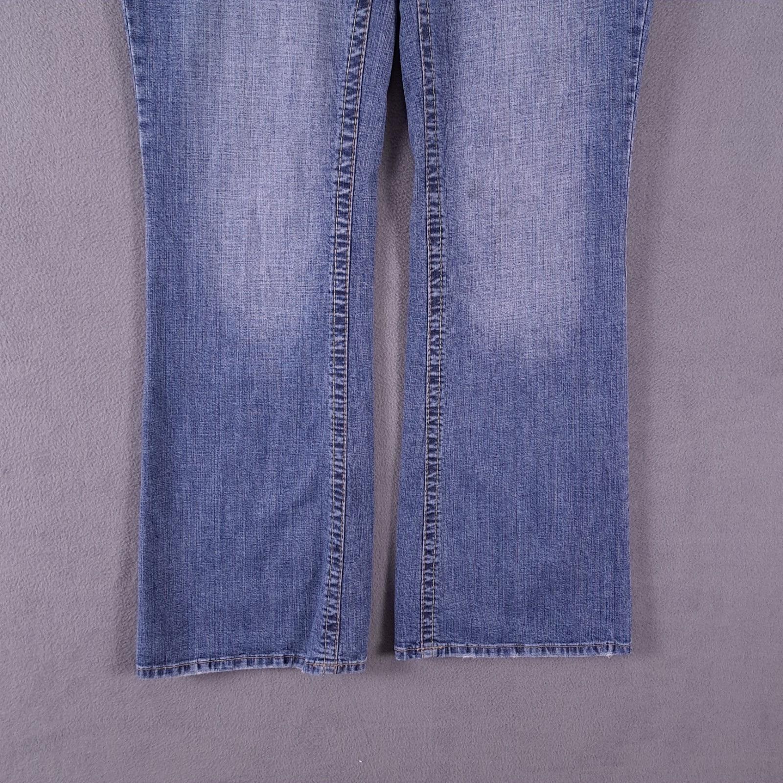 Amethyst Jeans Womens 14 Blue Denim Low Rise Bootcut Distressed Stretch Grunge
