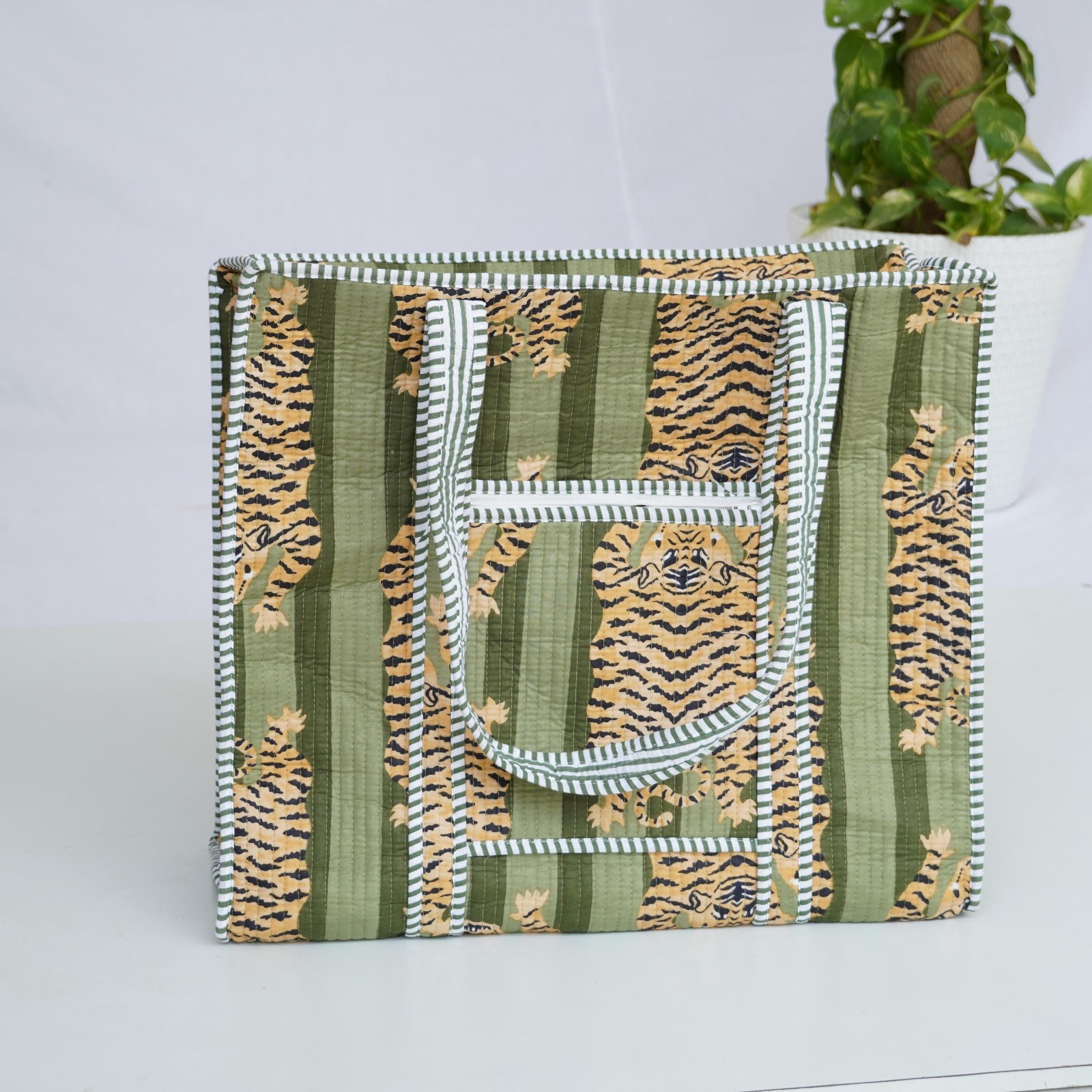 Handmade Cotton Tote Bag Green Tiger Crossbody Bag Cotton Quilted houlder Tote
