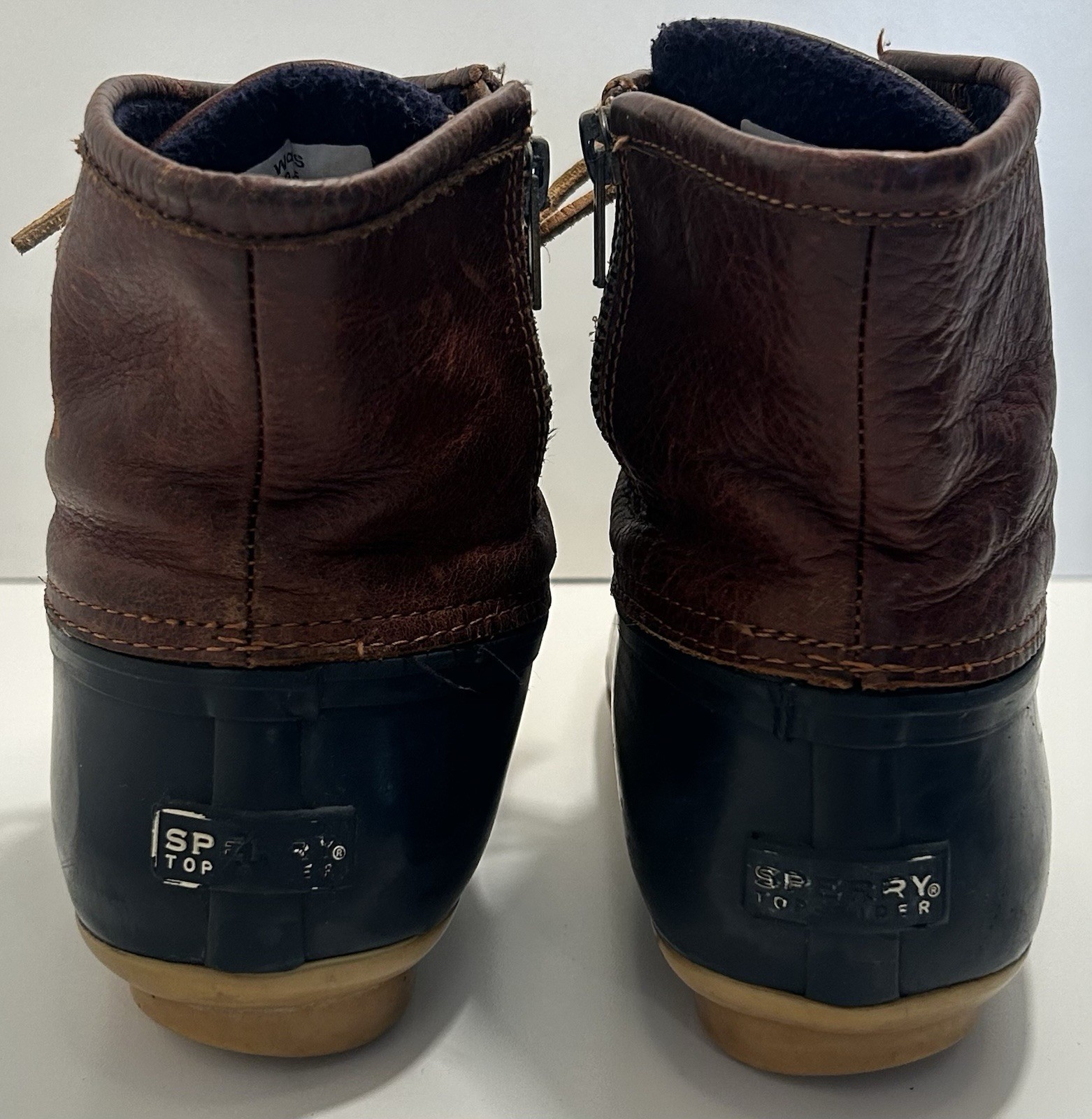 Sperry waterproof Rubber boot blue/brown size 8.5 closure zipper and lace-up