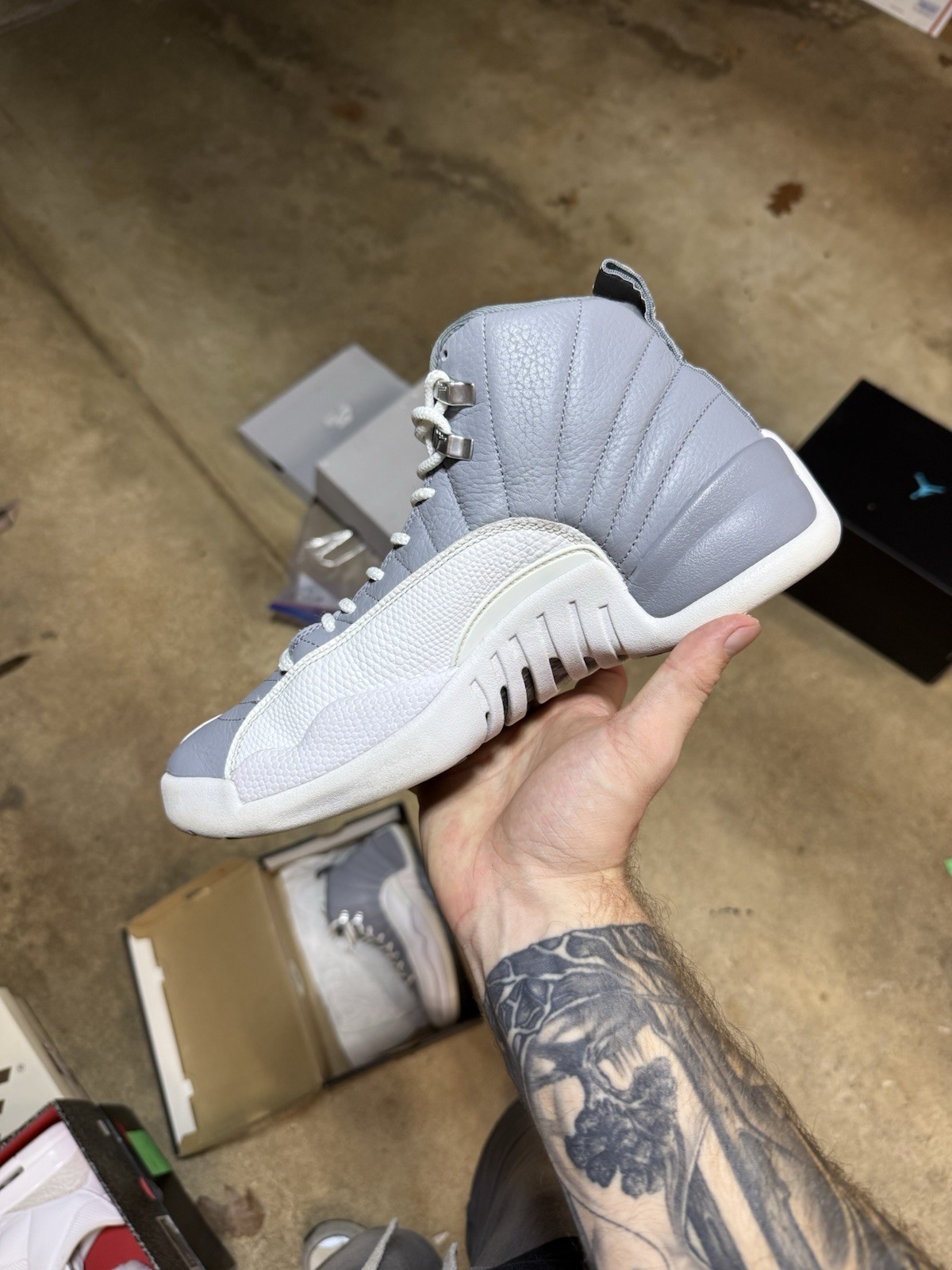 Jordan 12 Stealth 2022 – Size 9.5