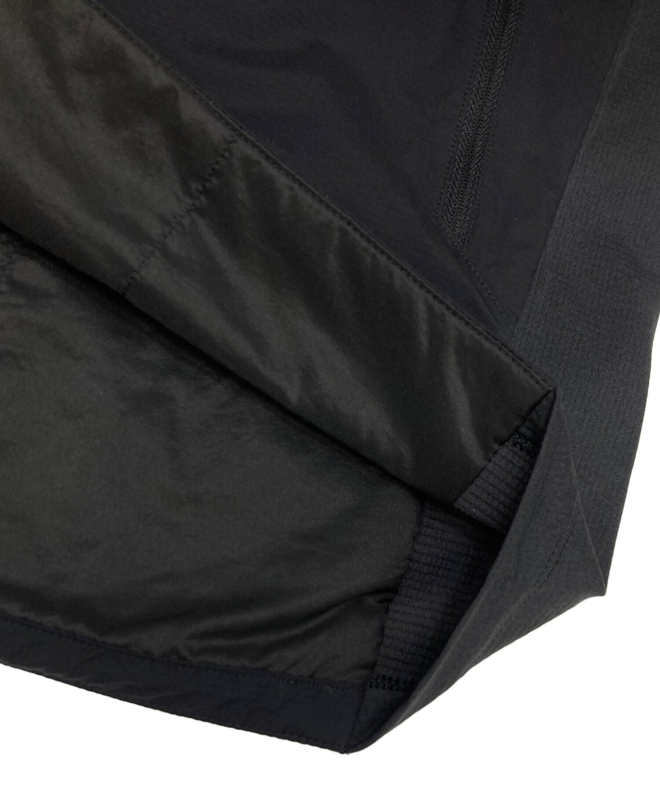 ARC’TERYX ATOM SL HOODY Black Size: M