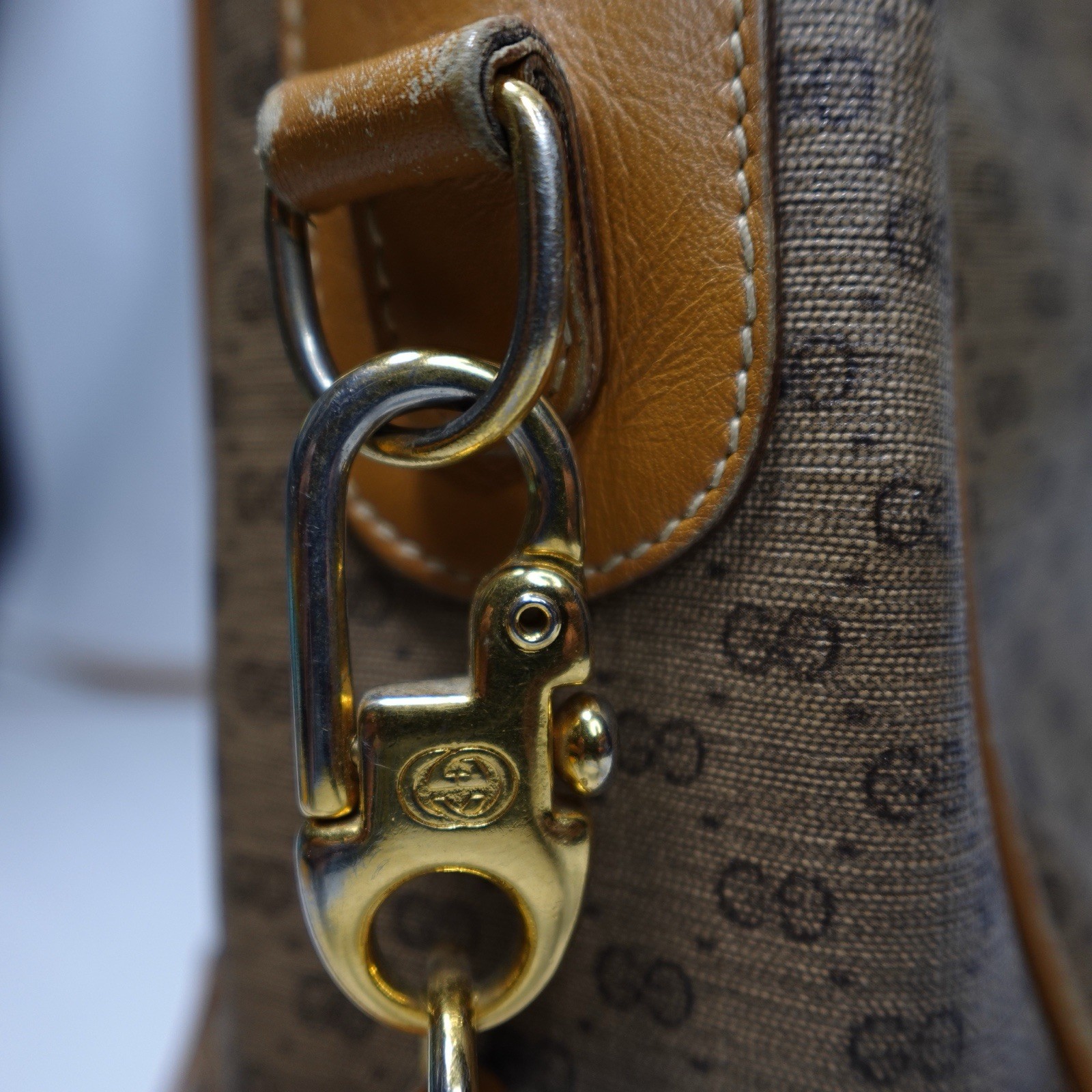 Vintage Gucci GG Supreme Monogram Boston Bag Tan Leather Italy Need Light Repair