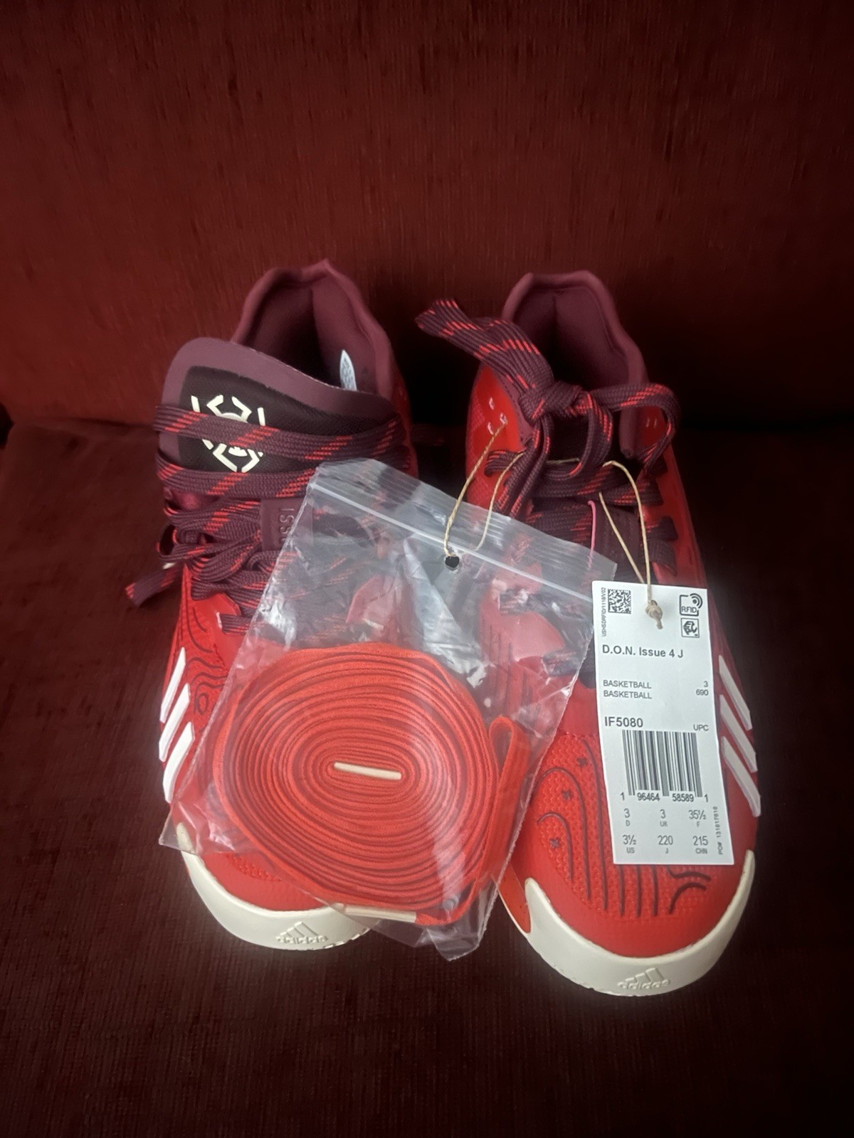 Adidas Boys Size 3.5 DON Issue 4 J Basketball Red New Extra Laces