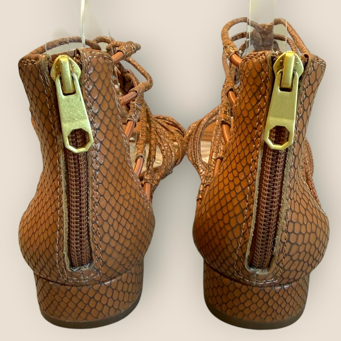 Louise et Cie Leather Gladiator Braided Strappy Sandals Womens 7.5M Brown Cognac