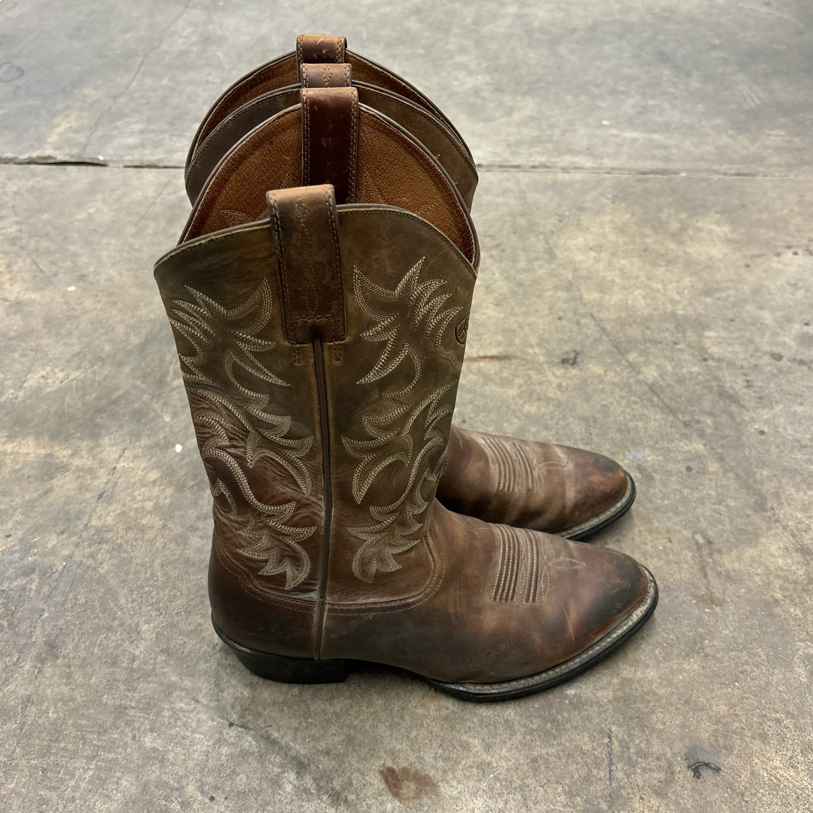 Ariat Heritage Style #34725 Brown Leather Western Cowboy Boots Mens Size 9EE