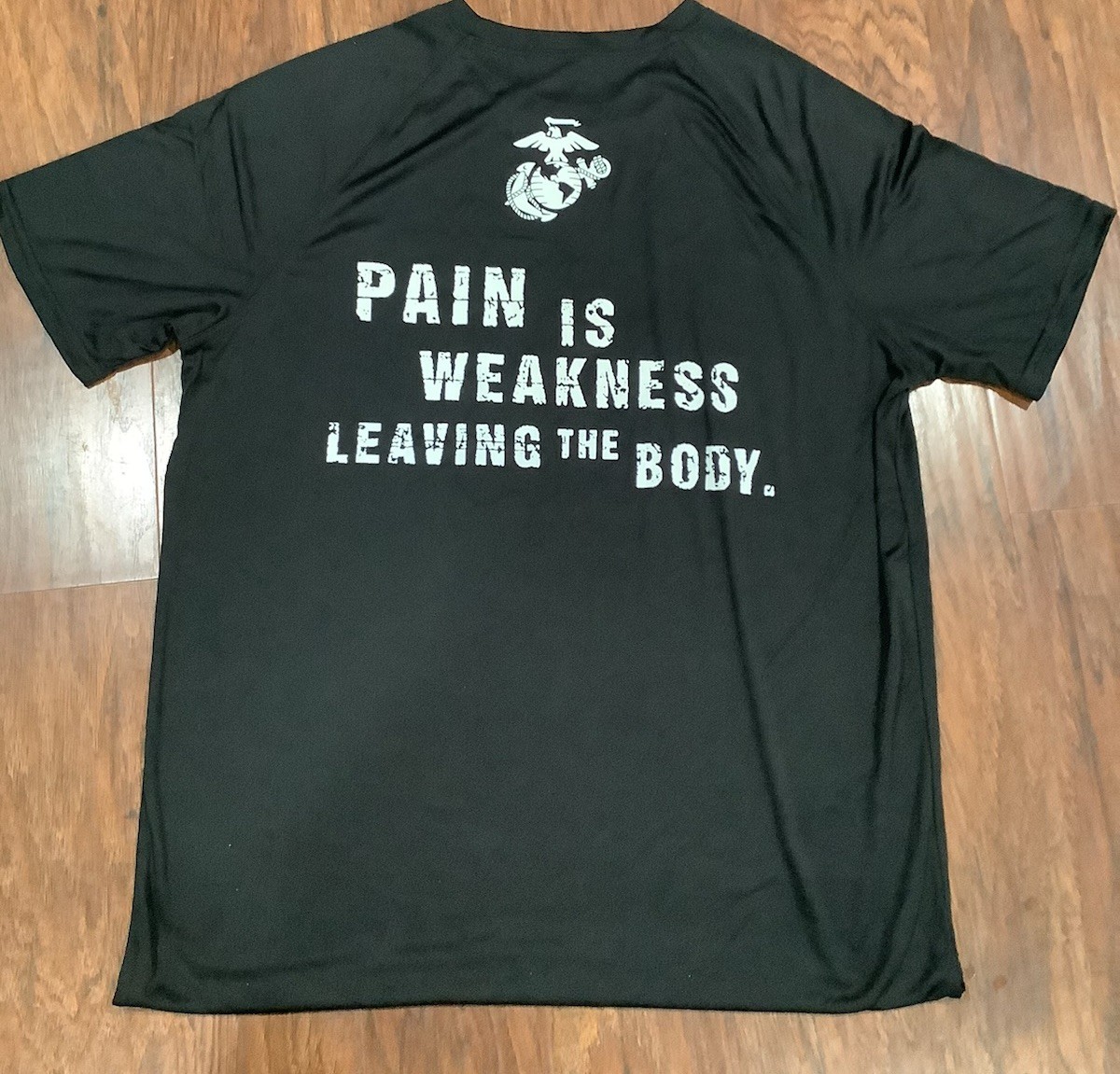 Marines T-Shirt Men L Black USMC Pain is Weakness Leaving the Body Made USA
