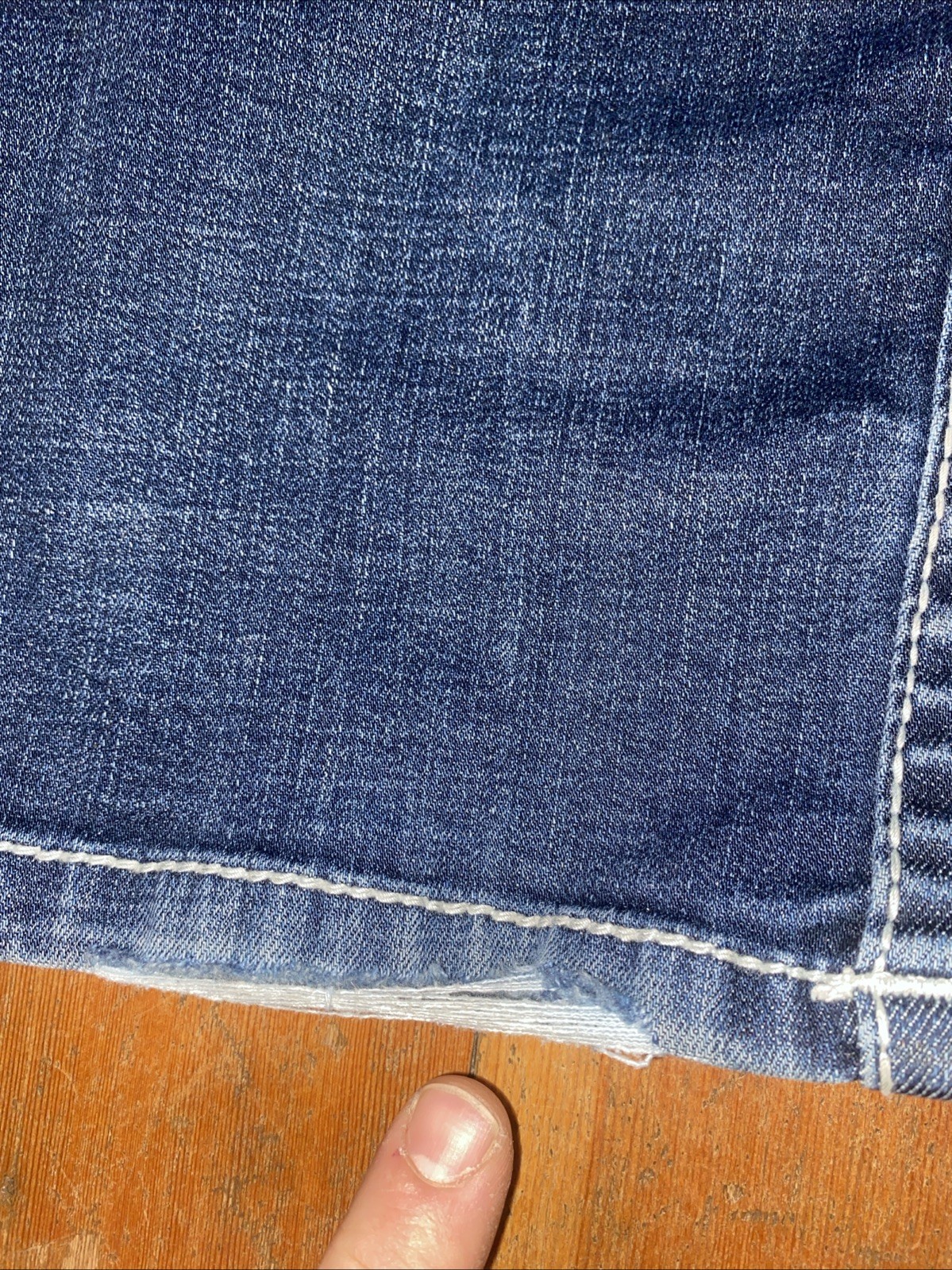 BKE Buckle Jake Mens 34×33 Thick Stitch Blue Denim Jeans Whiskers Stretch