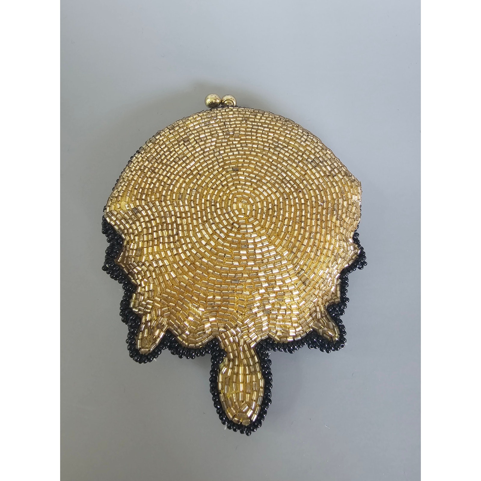 Vintage Korean Handmade Beaded Coin Purse Gold Black Kiss Lock NOS