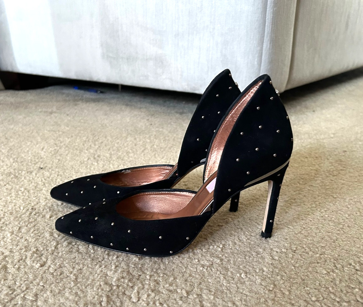 TED BAKER LONDON Zaffi d’Orsay Suede Black Studded Pump Sz 6 / 36 $255